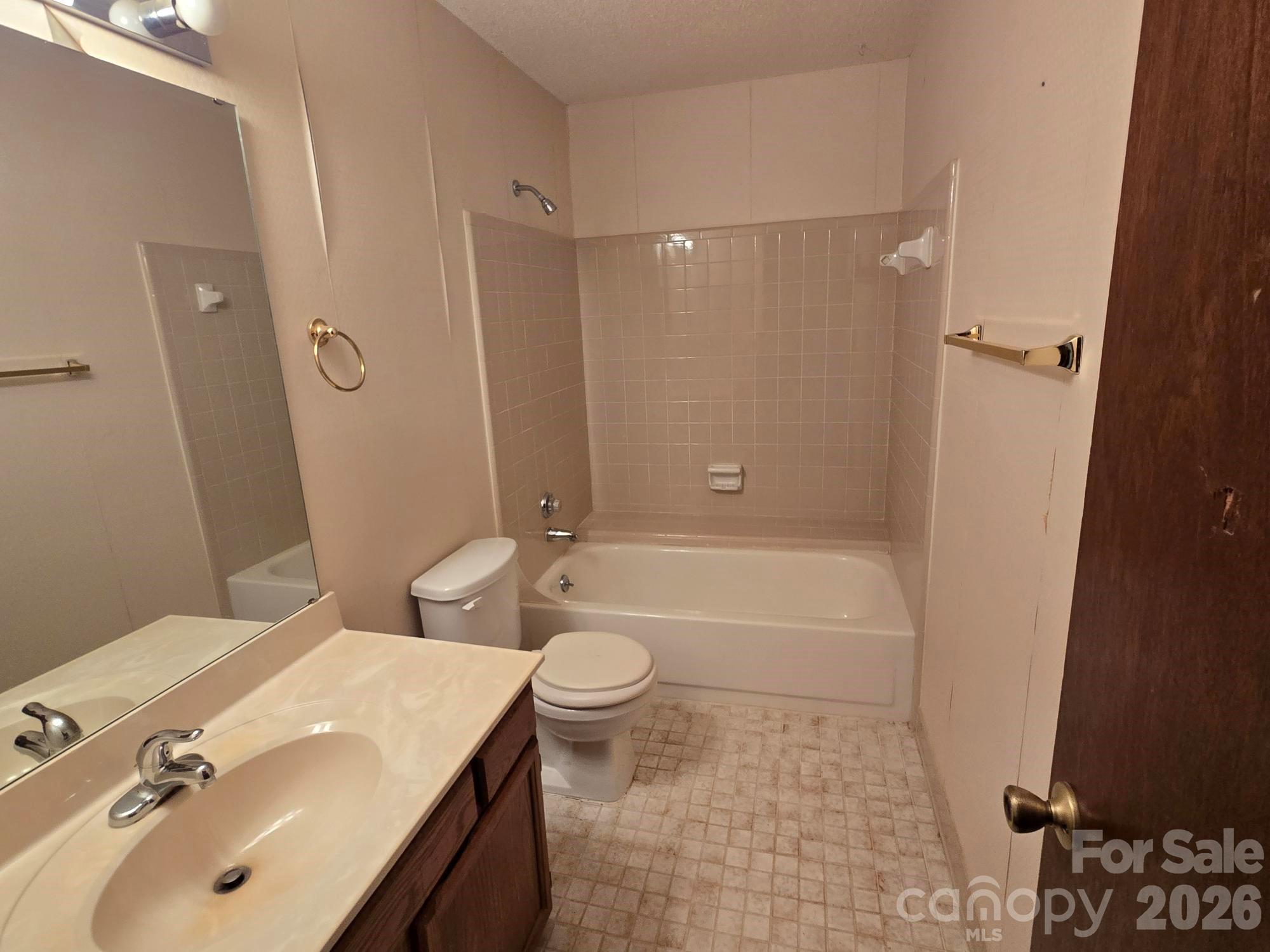 6214 Elkington Lane Property Photo 32