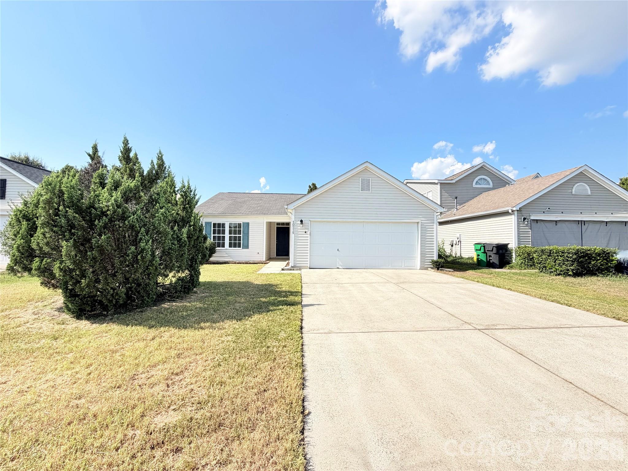 10215 Orchard Grass Court Property Photo 6