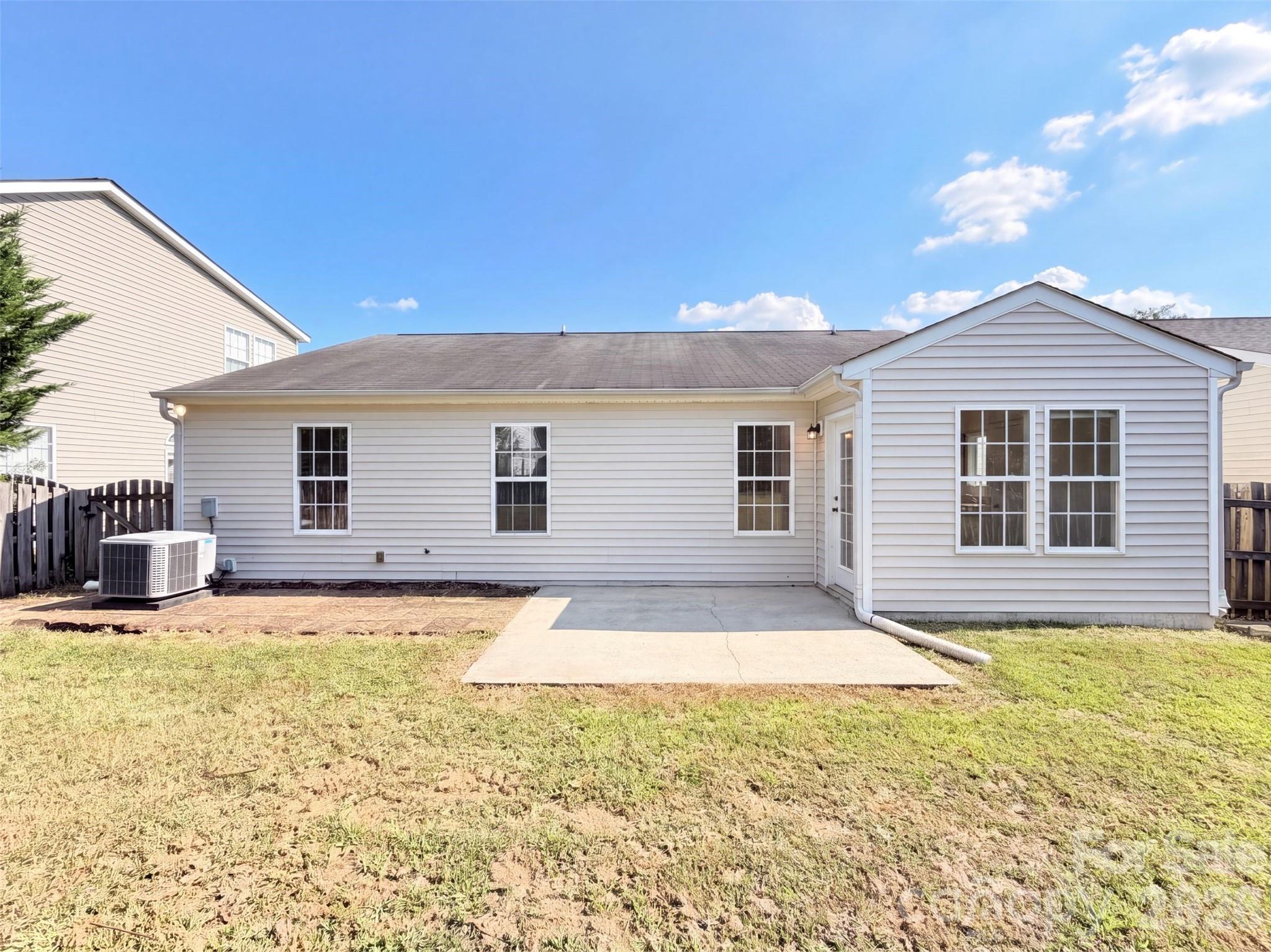 10215 Orchard Grass Court Property Photo 16