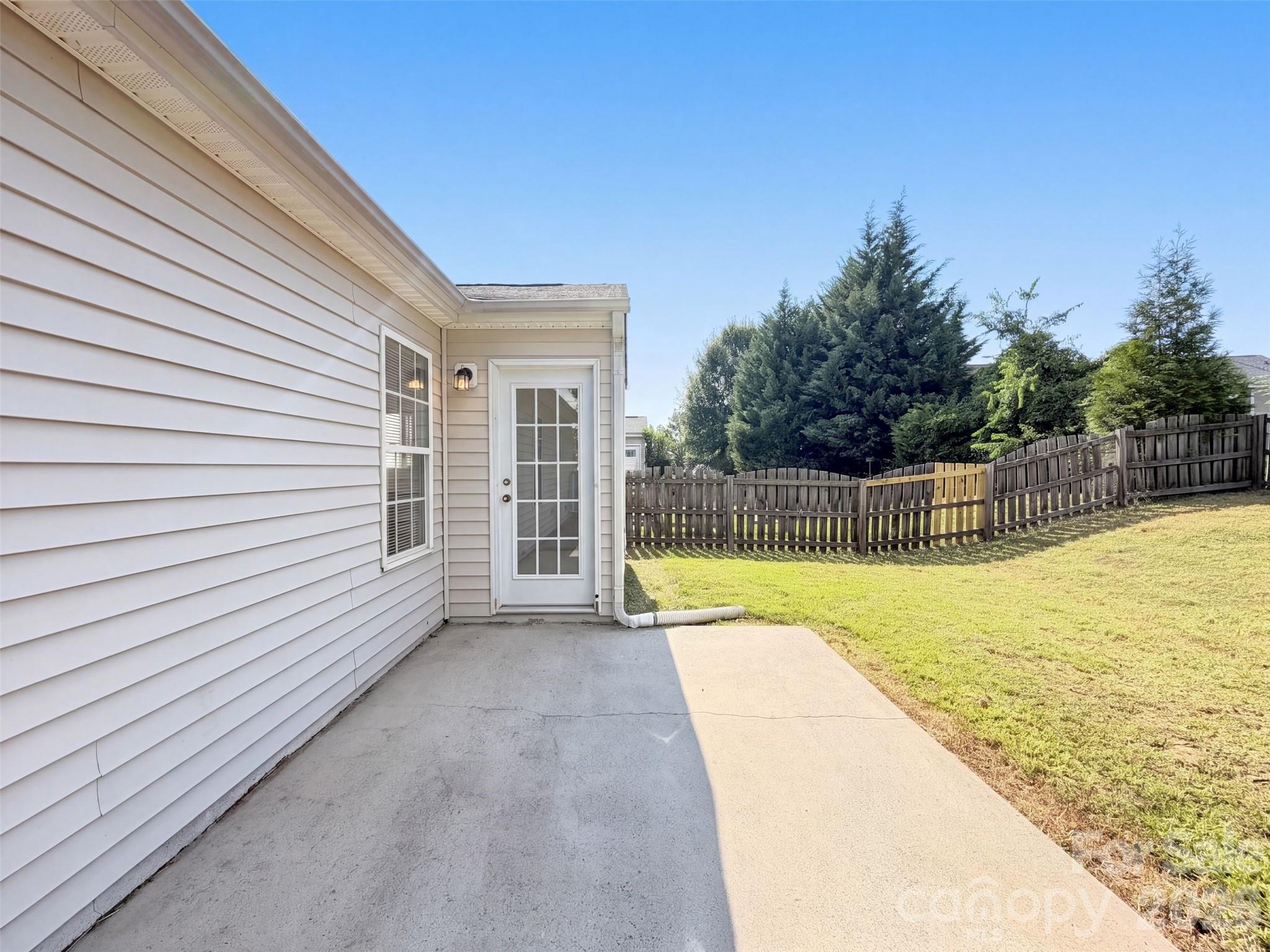 10215 Orchard Grass Court Property Photo 18
