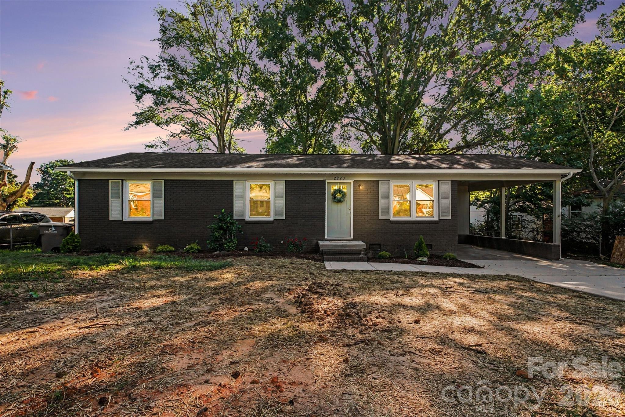 2920 Glendale Avenue Property Photo