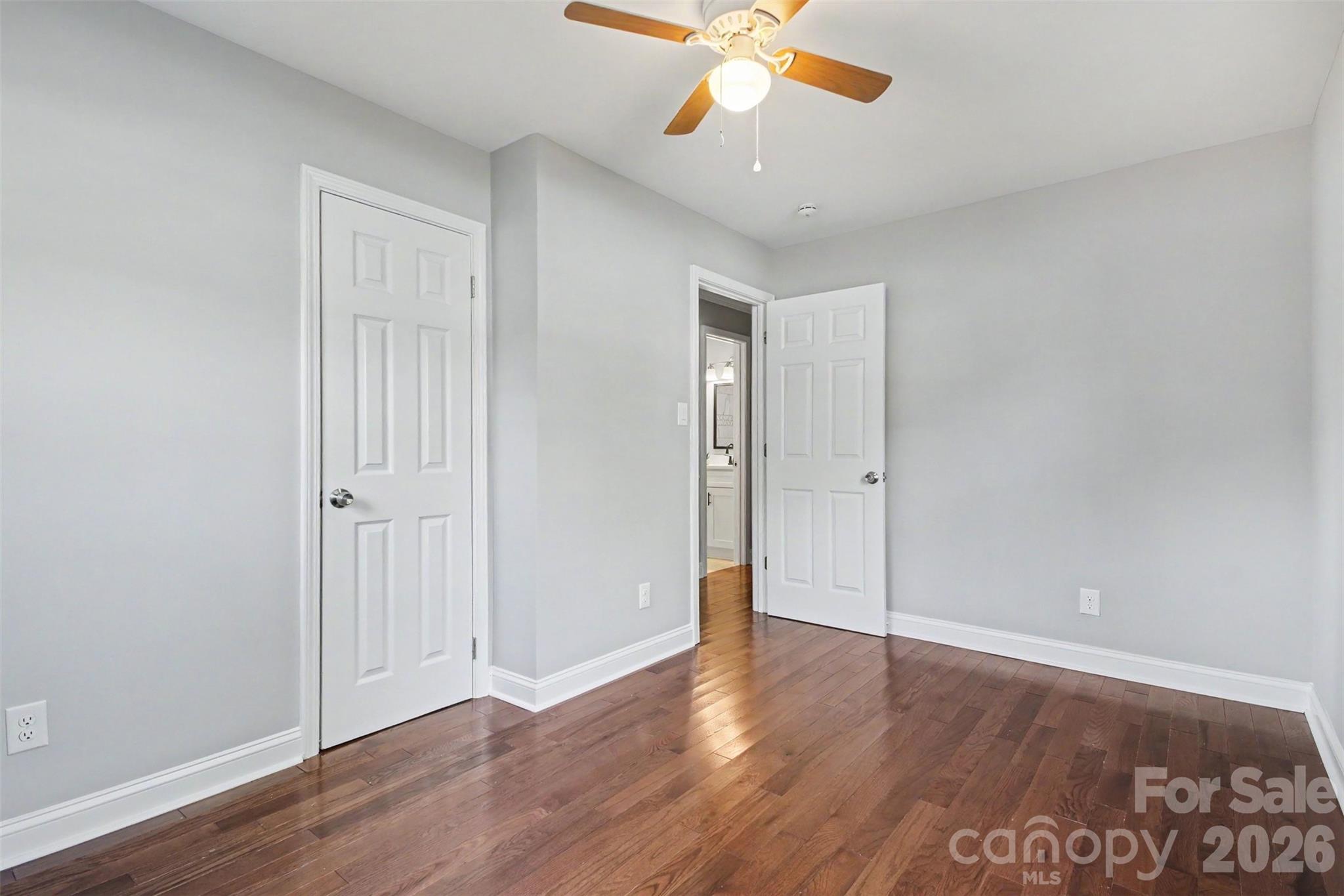 2920 Glendale Avenue Property Photo 22