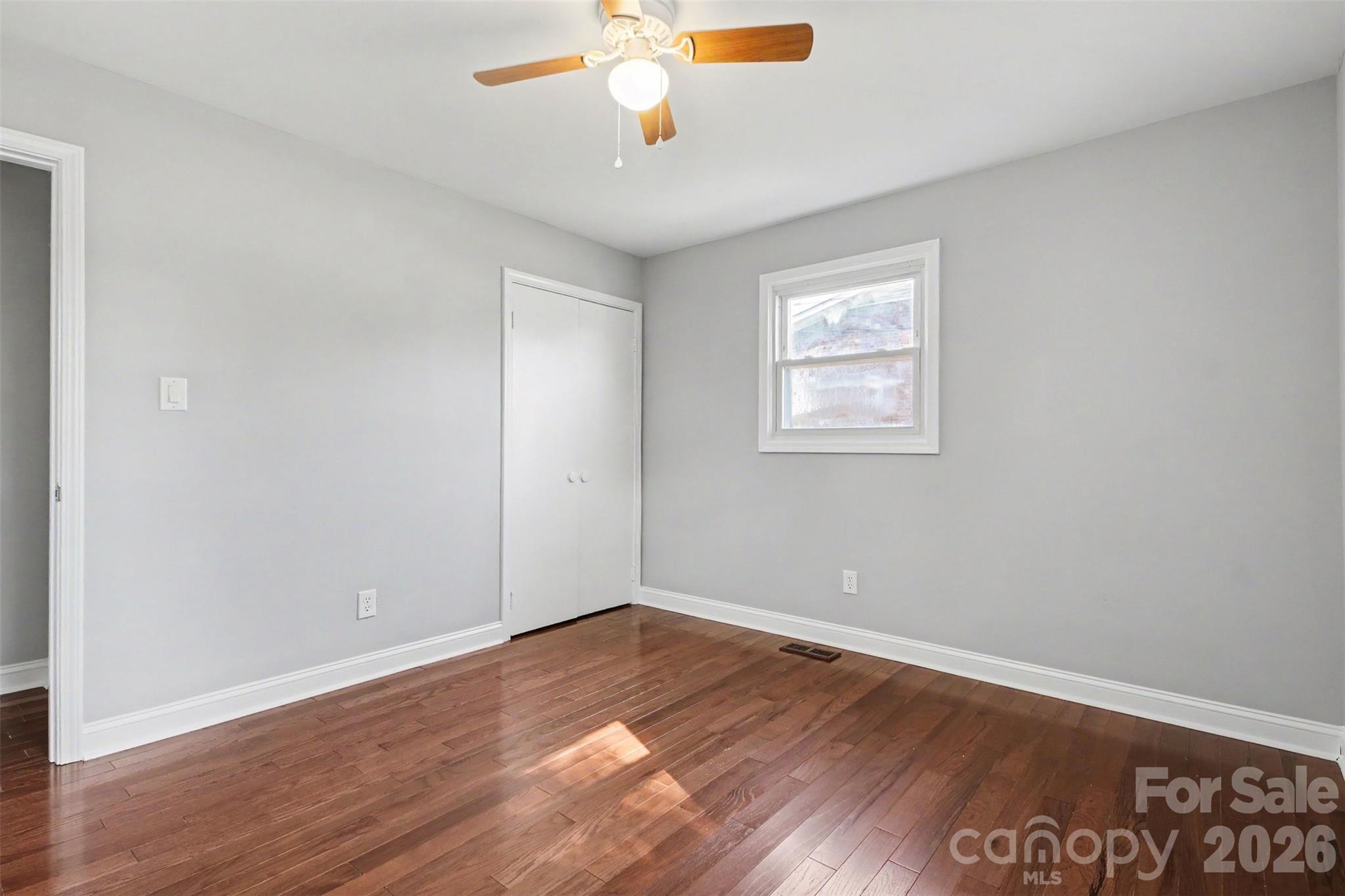 2920 Glendale Avenue Property Photo 23
