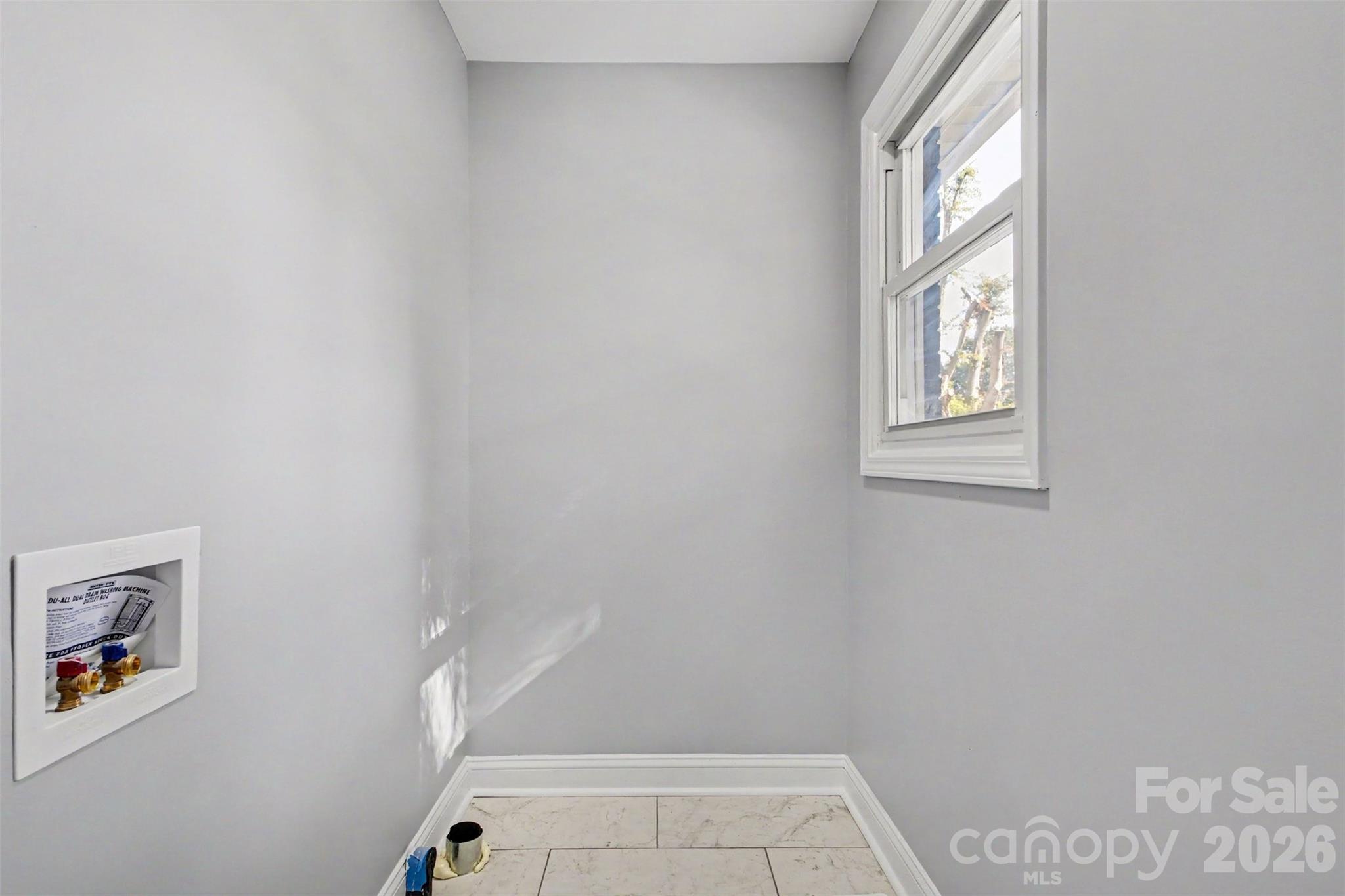 2920 Glendale Avenue Property Photo 27