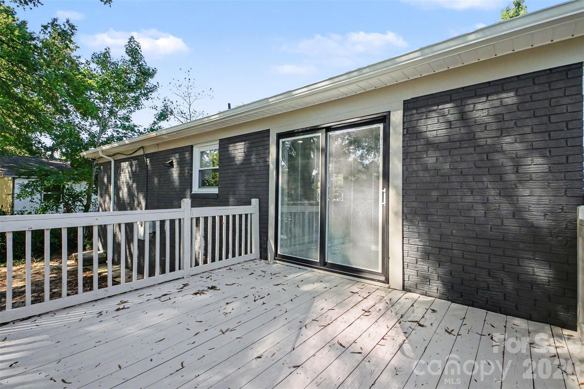2920 Glendale Avenue Property Photo 29