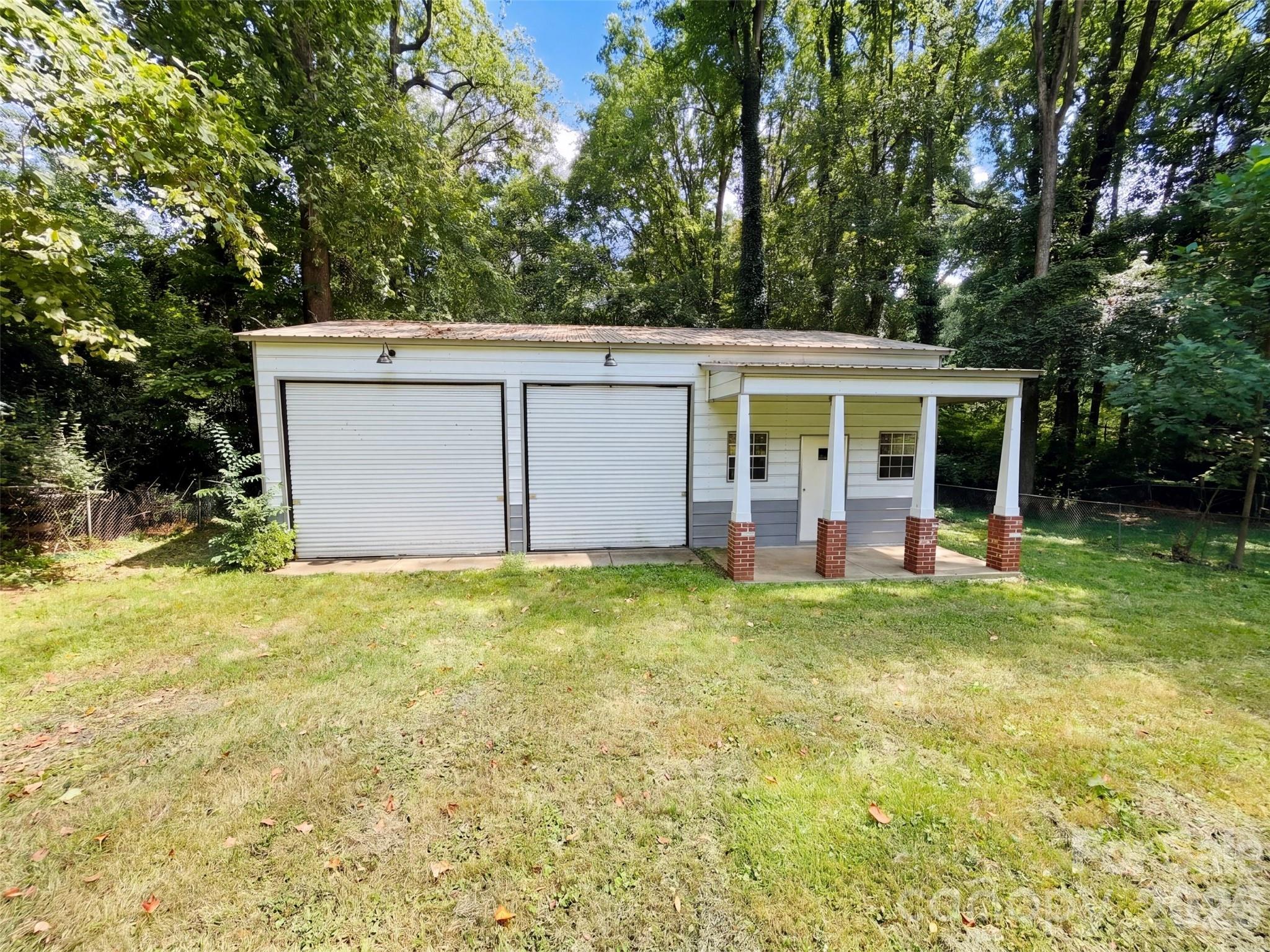 1527 Burnley Road Property Photo 23