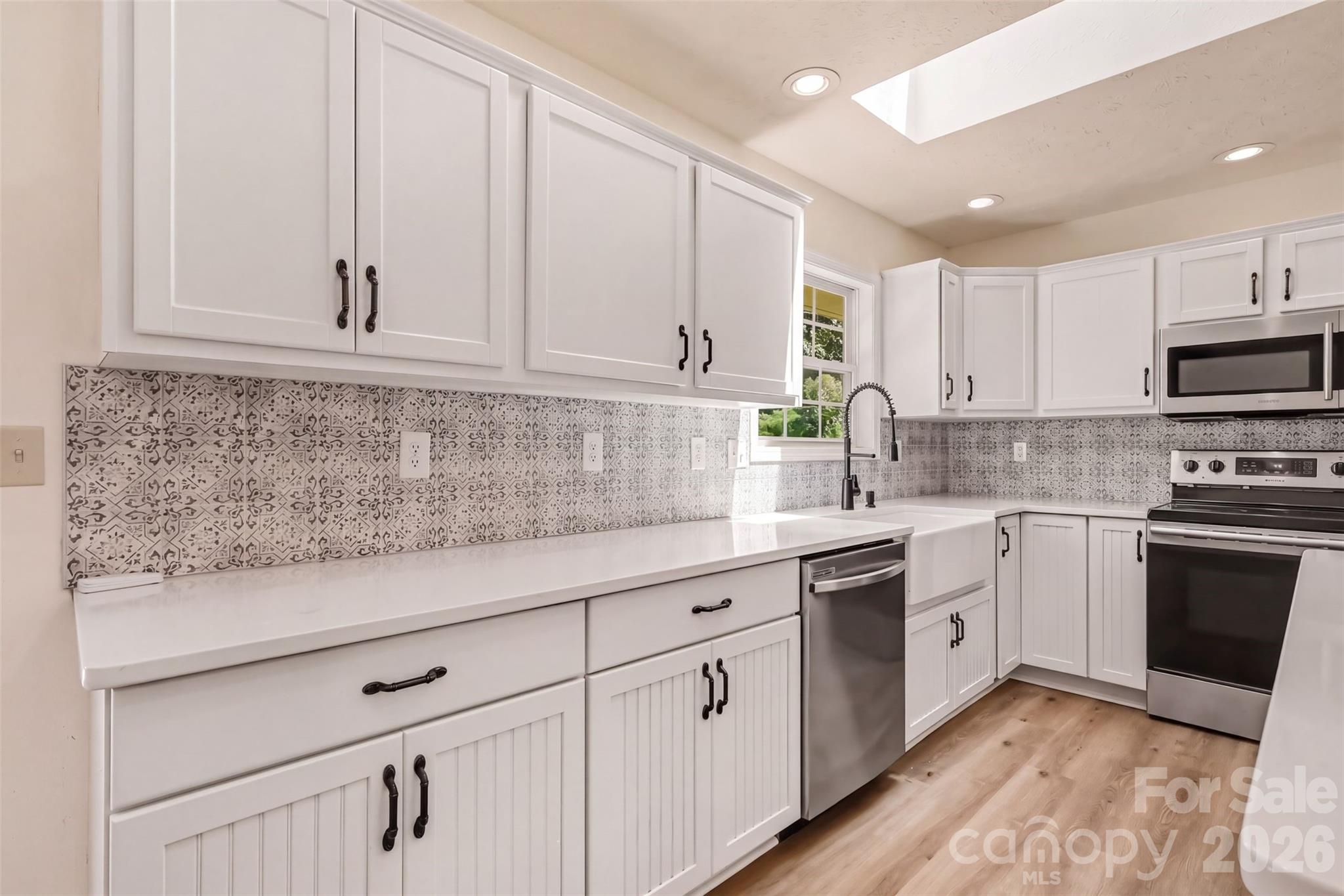 7 Firestone Court Property Photo 2