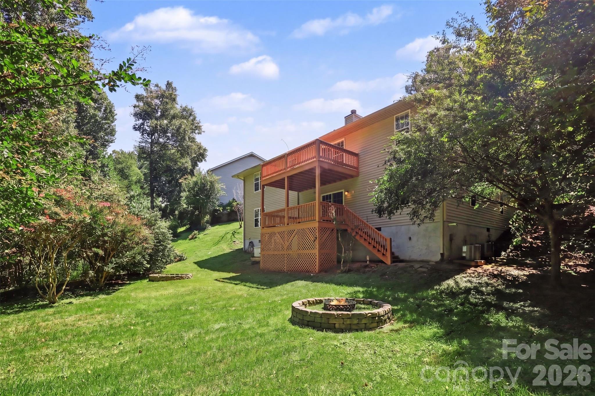 7 Firestone Court Property Photo 6