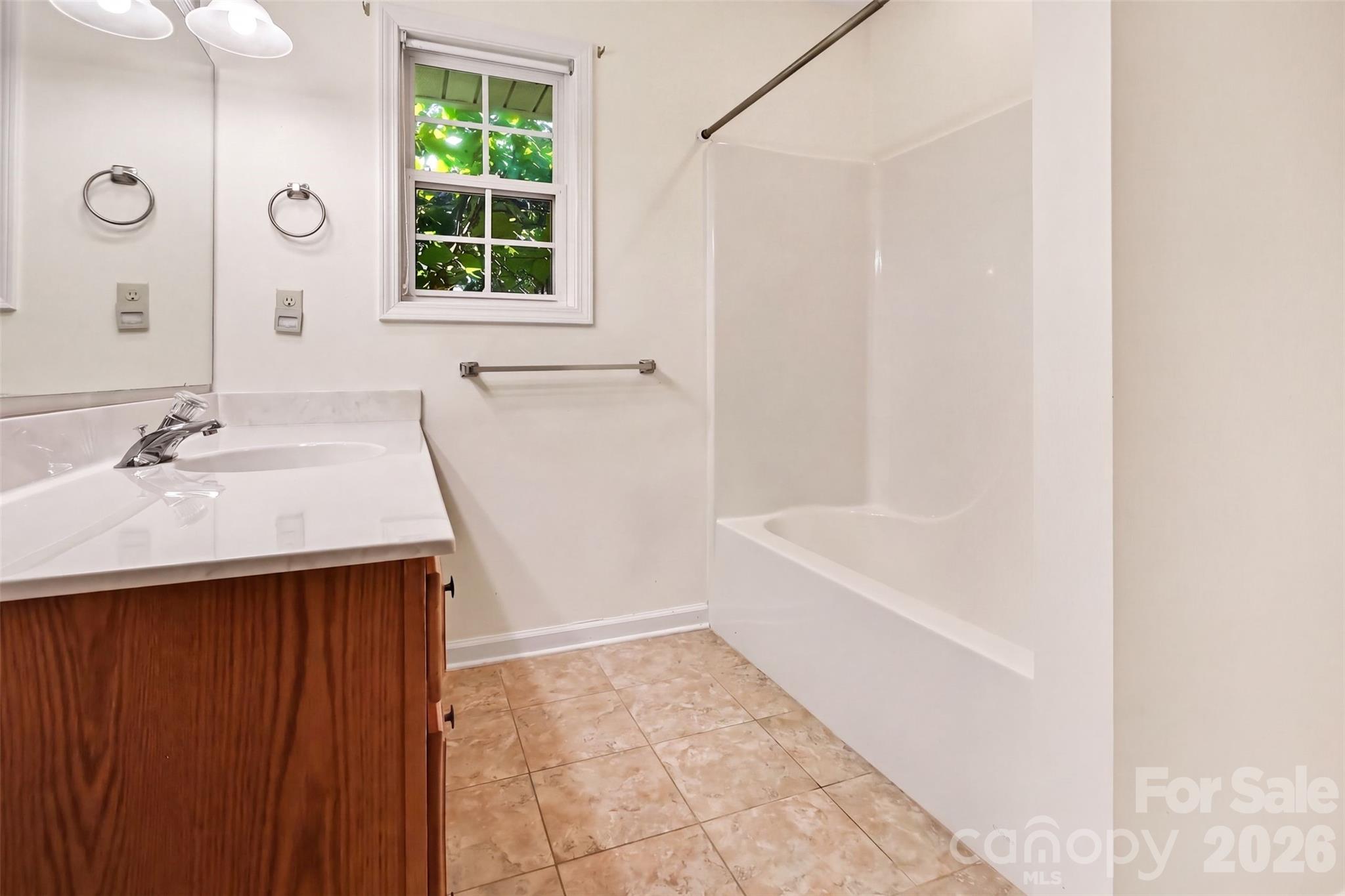 7 Firestone Court Property Photo 10