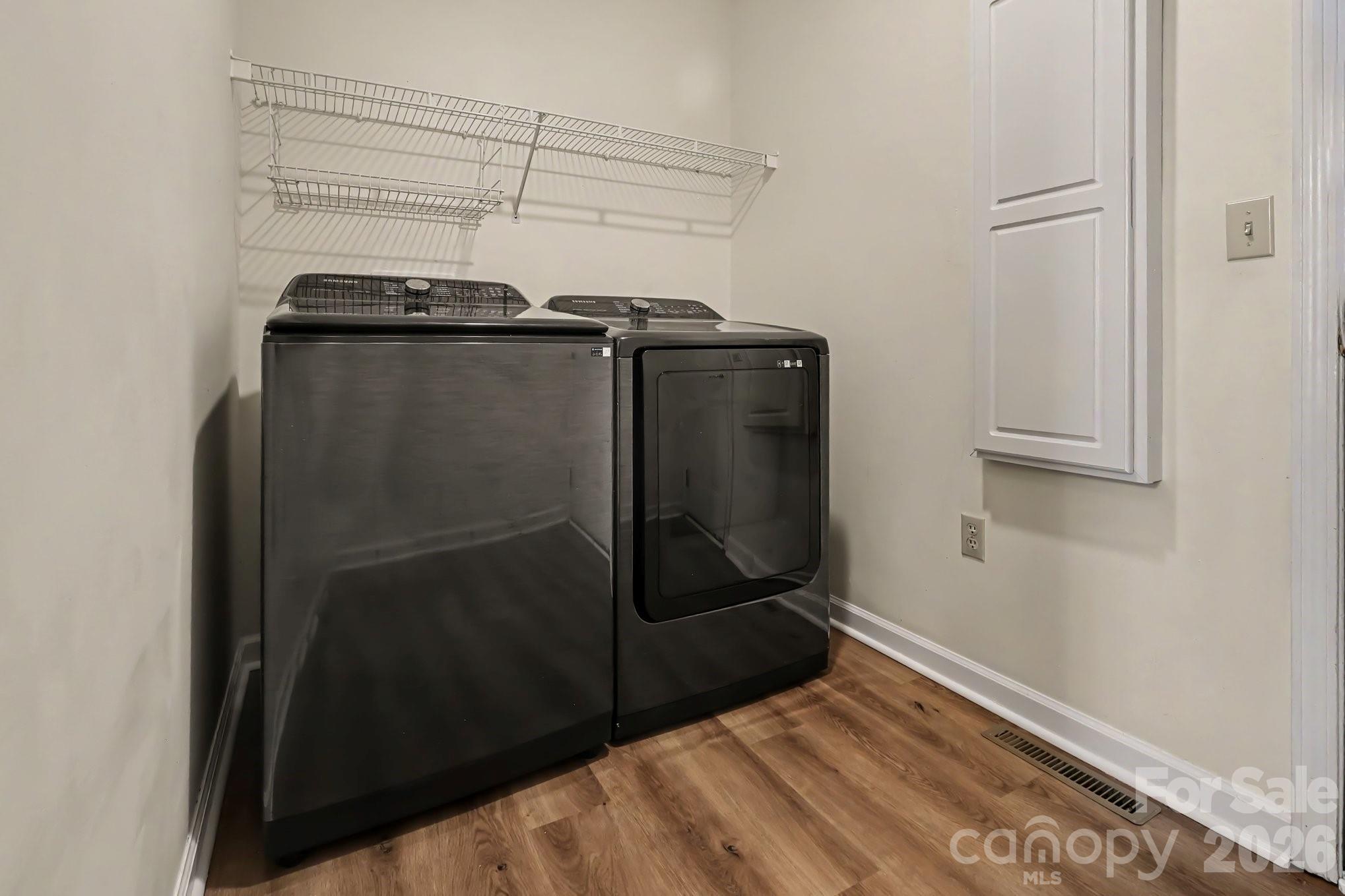 7 Firestone Court Property Photo 25