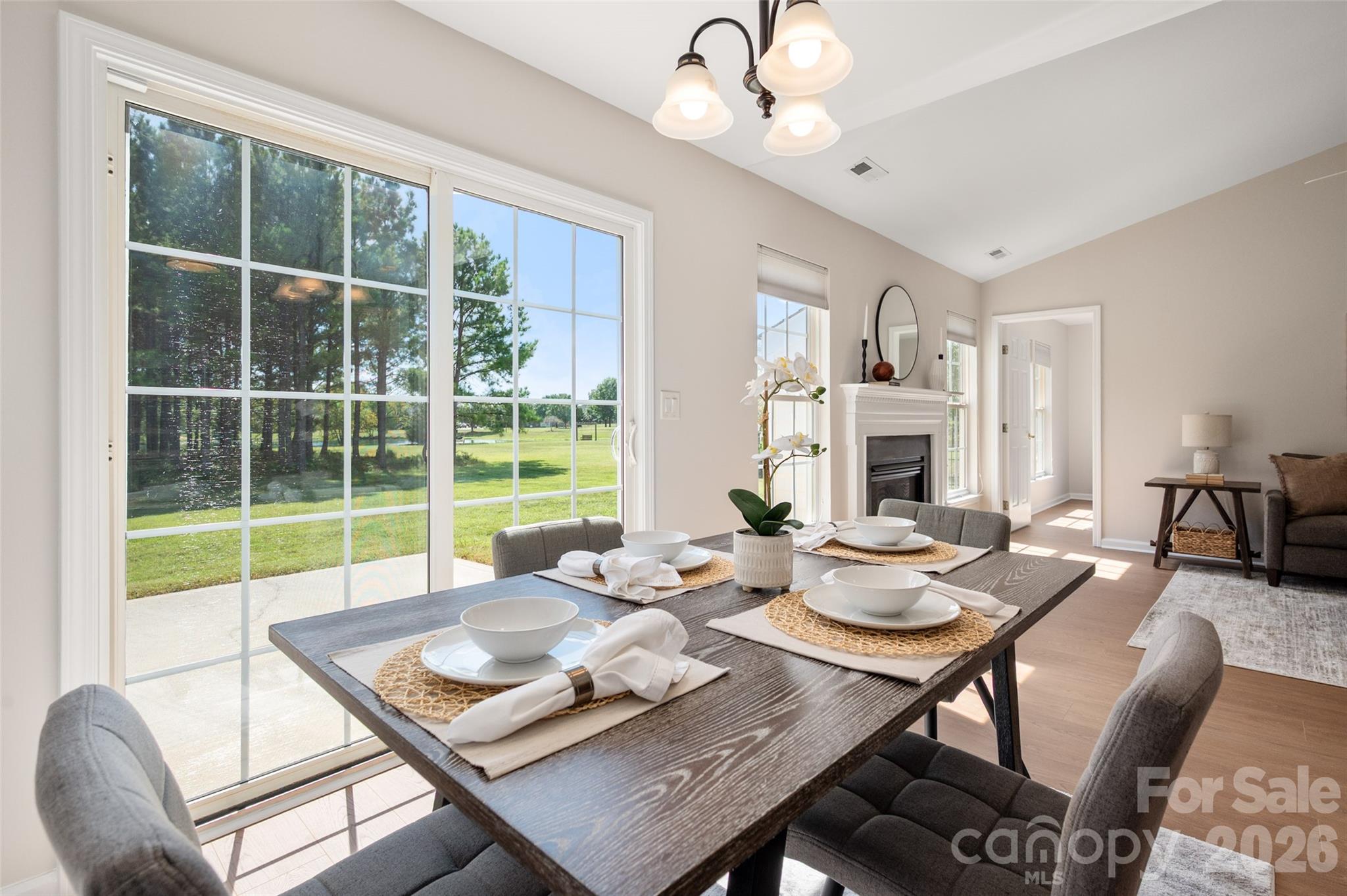 1011 Holly Villa Circle Property Photo 13