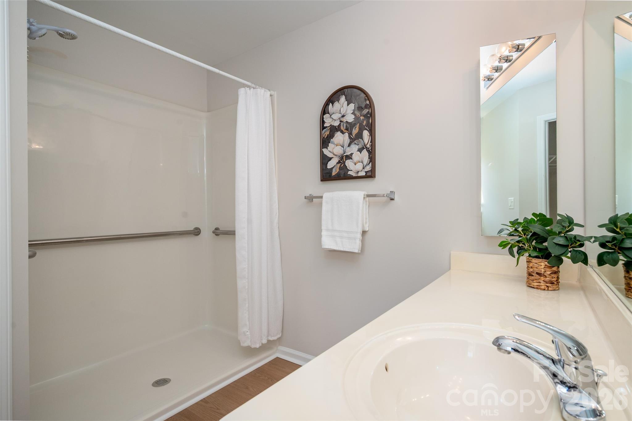1011 Holly Villa Circle Property Photo 18