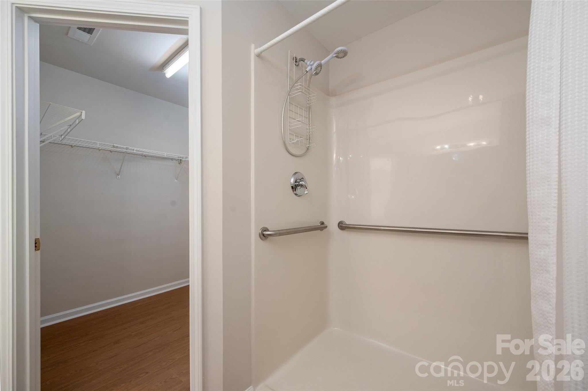 1011 Holly Villa Circle Property Photo 20