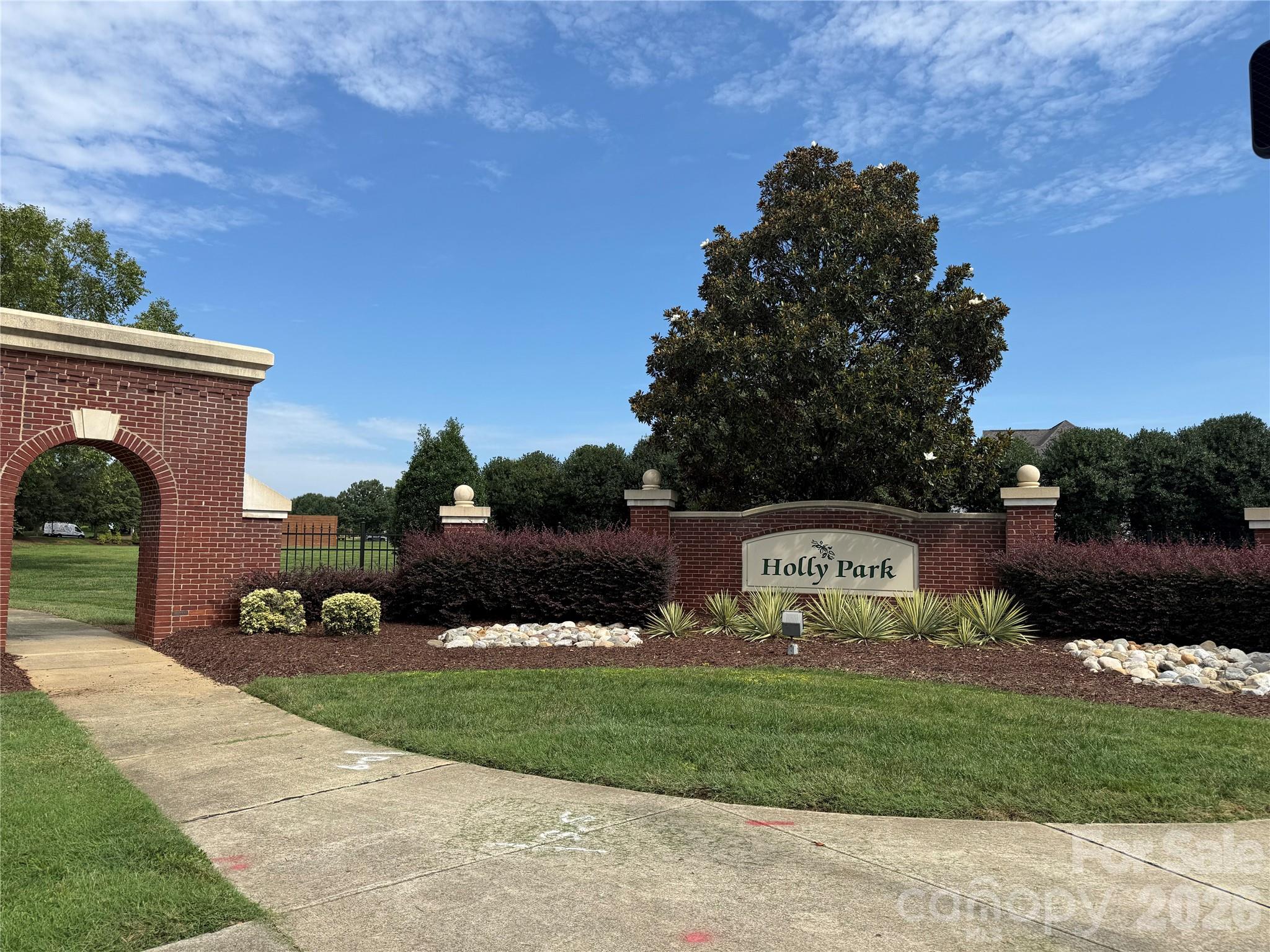 1011 Holly Villa Circle Property Photo 32
