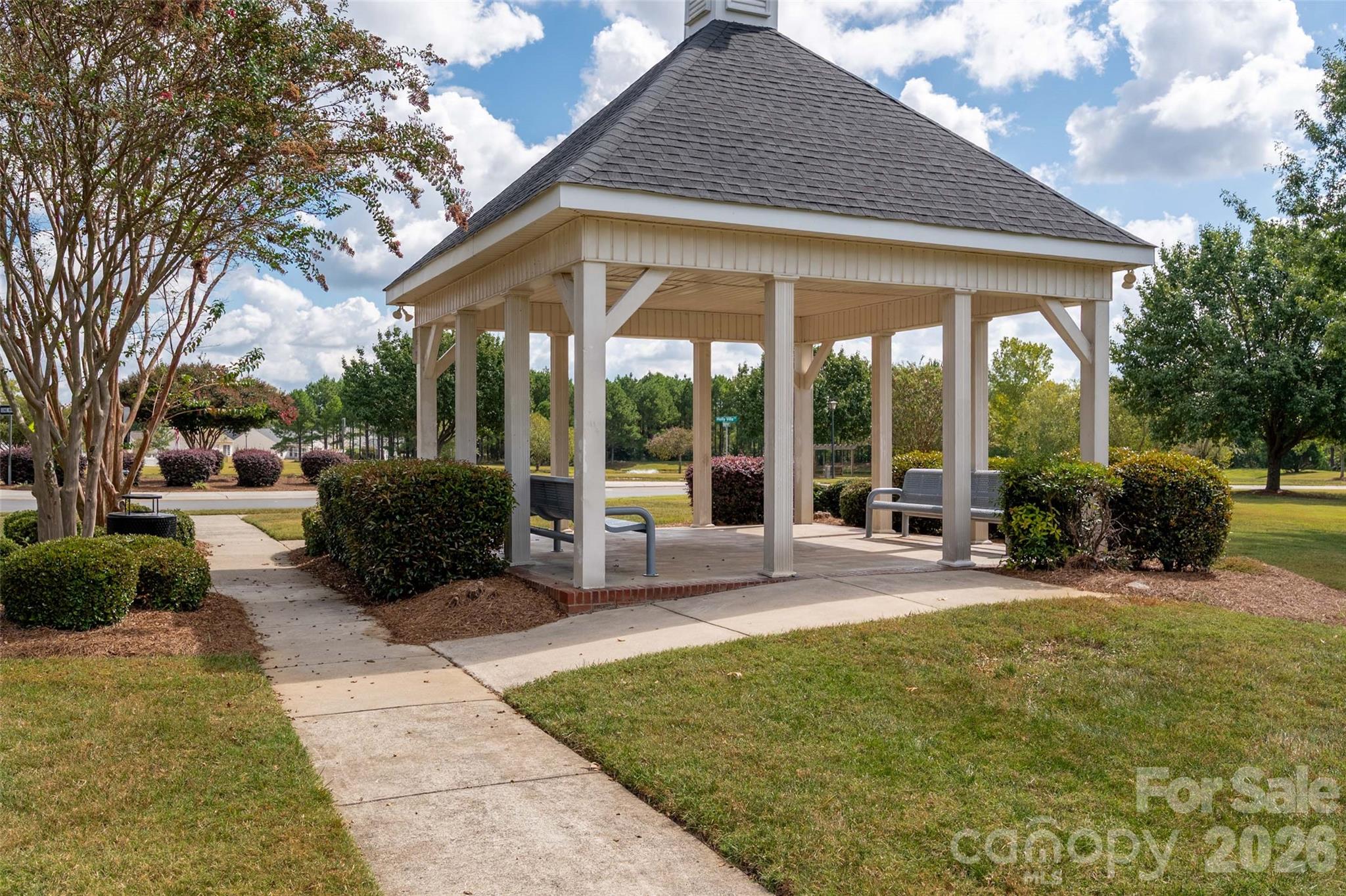 1011 Holly Villa Circle Property Photo 35