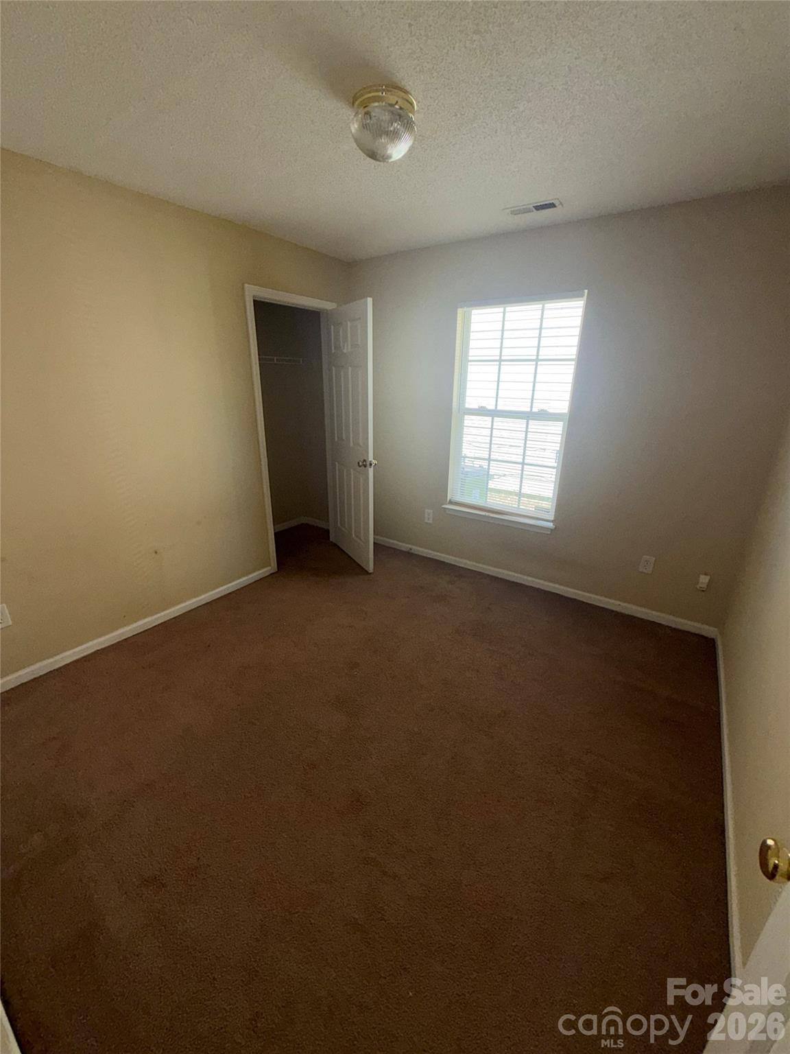 2412 Smugglers Court L54 M36-1 Property Photo 14