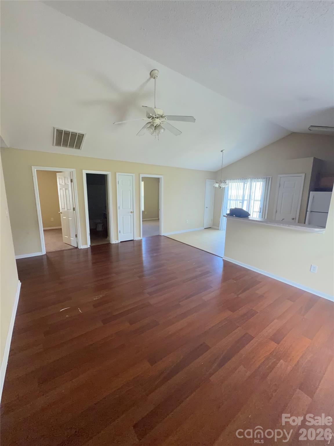 2412 Smugglers Court L54 M36-1 Property Photo 20