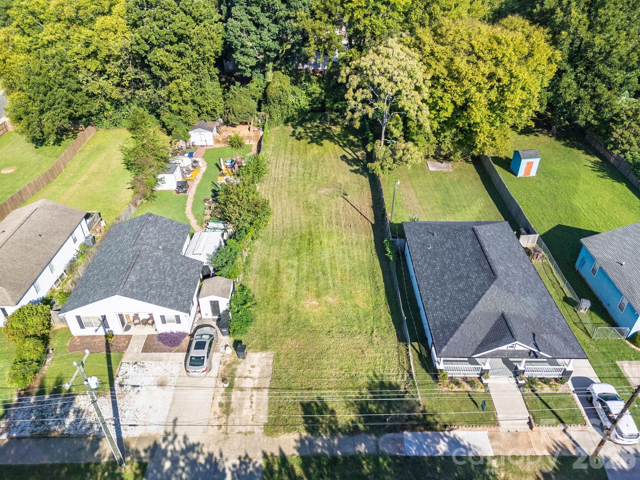 1013 Pegram Street Property Photo 9