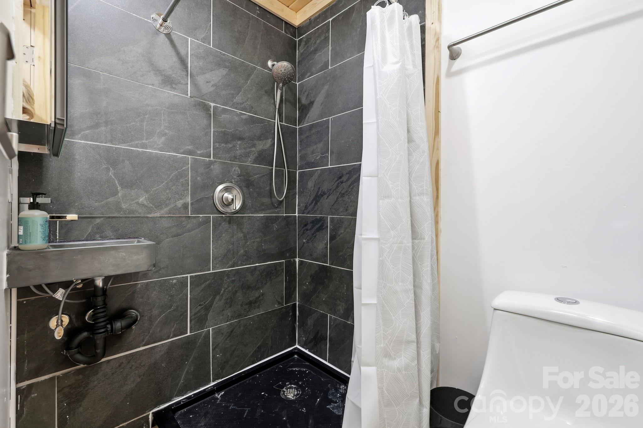 678 Forest Lake Heights Drive Property Photo 19