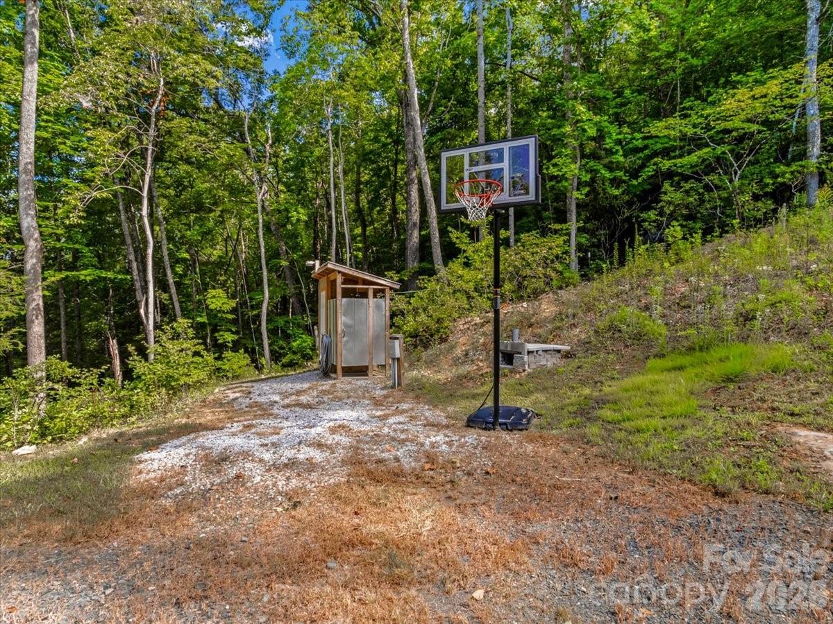 997 Hoot Owl Road Property Photo 14