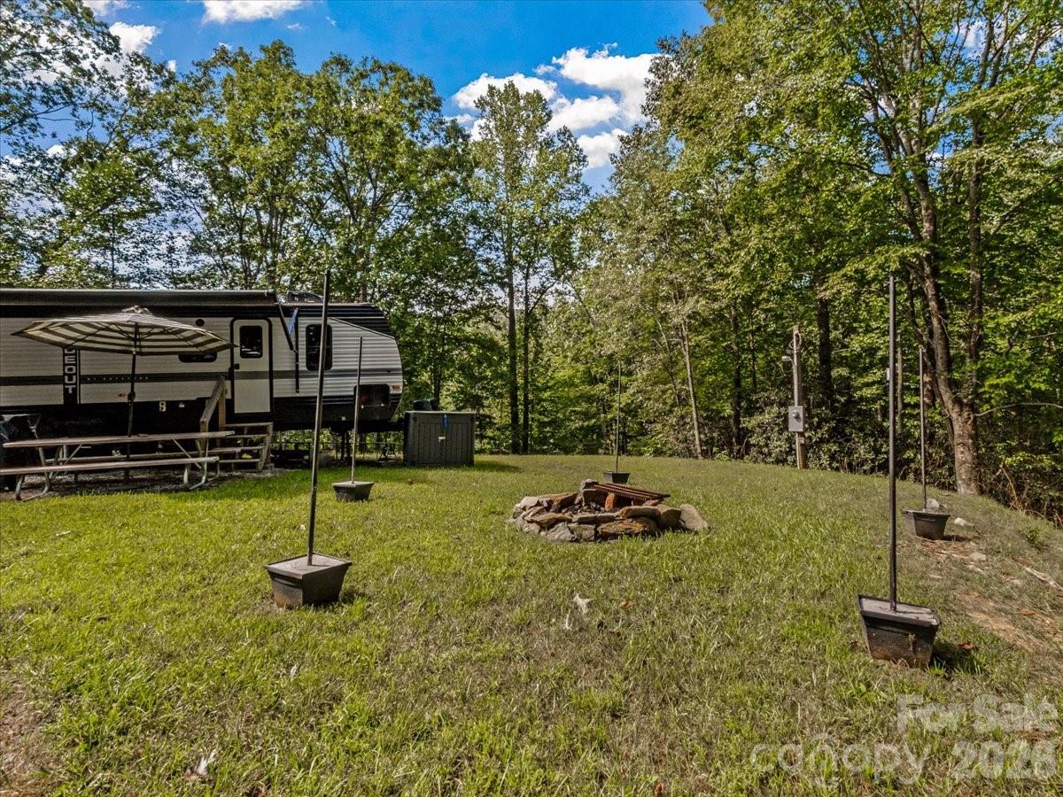 997 Hoot Owl Road Property Photo 20