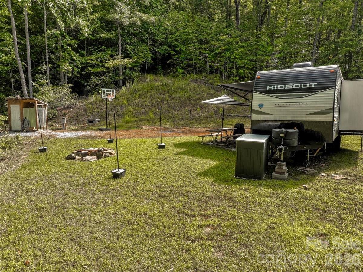 997 Hoot Owl Road Property Photo 32