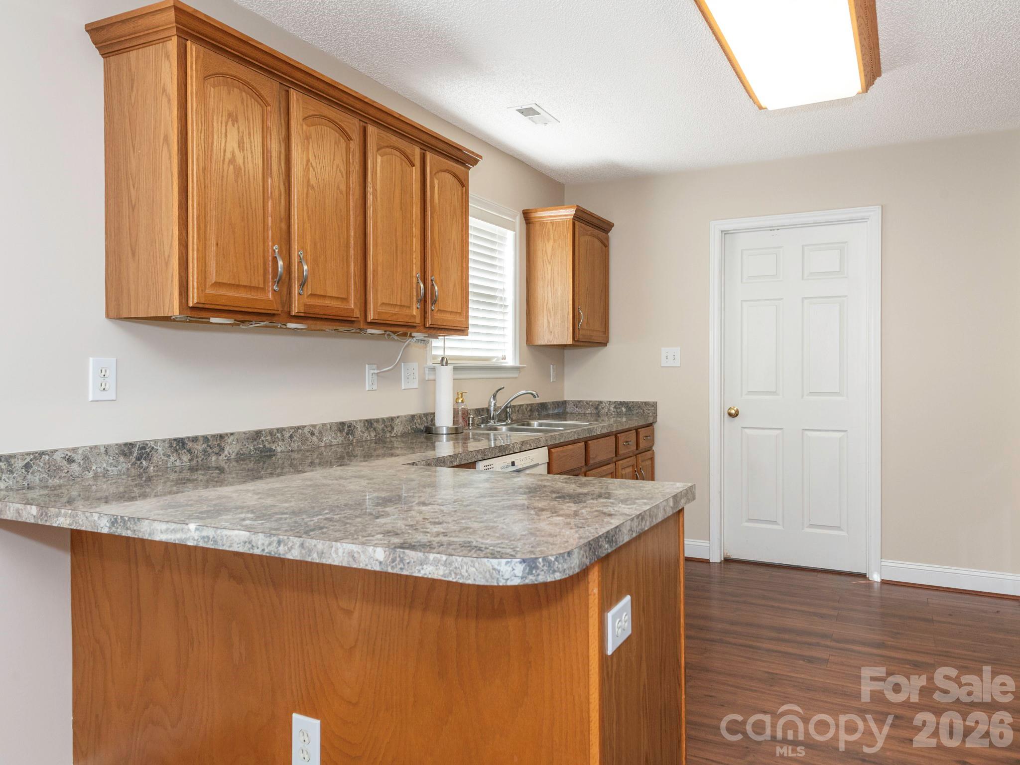 8415 Quail Hollow Drive Property Photo 11