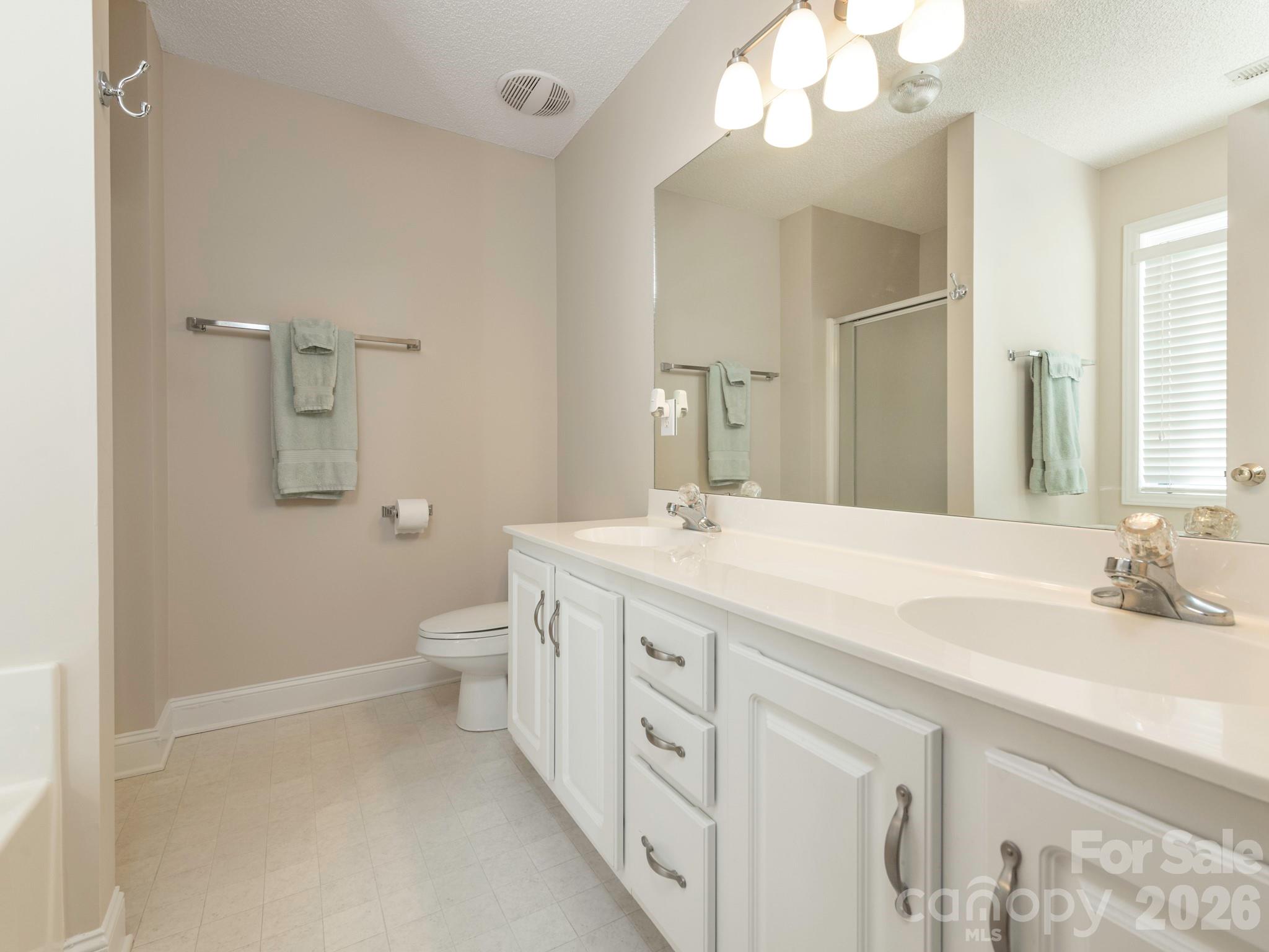 8415 Quail Hollow Drive Property Photo 20