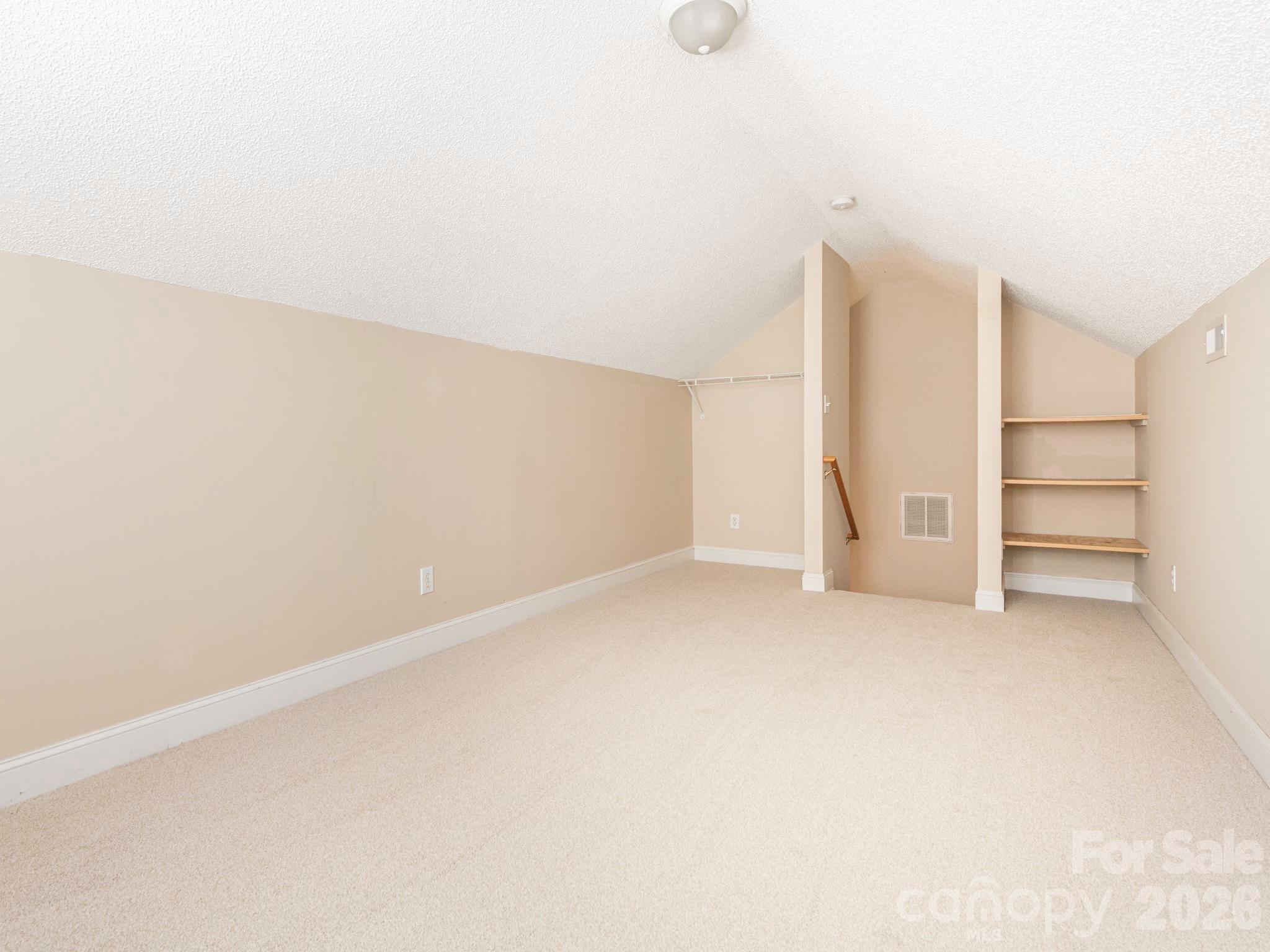 8415 Quail Hollow Drive Property Photo 29