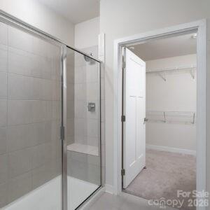 712 Hazel Way Property Photo 7