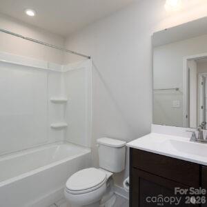 712 Hazel Way Property Photo 14