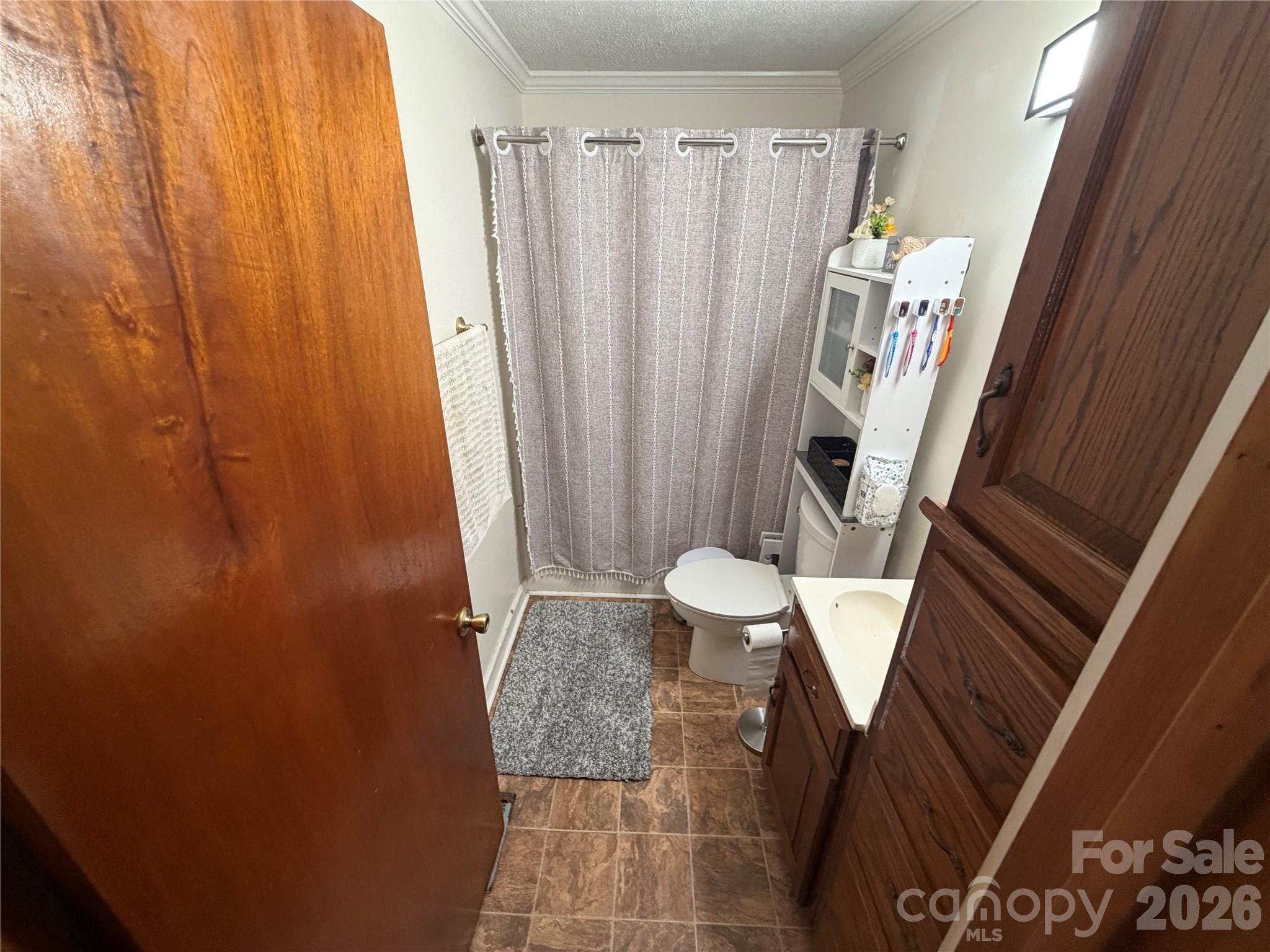 2604 Mcgill Street Property Photo 6