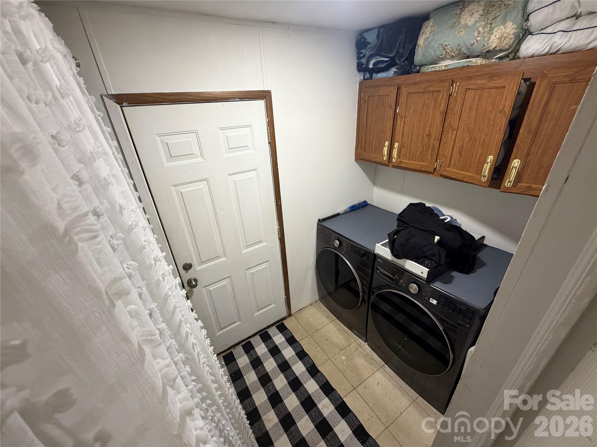 2604 Mcgill Street Property Photo 7