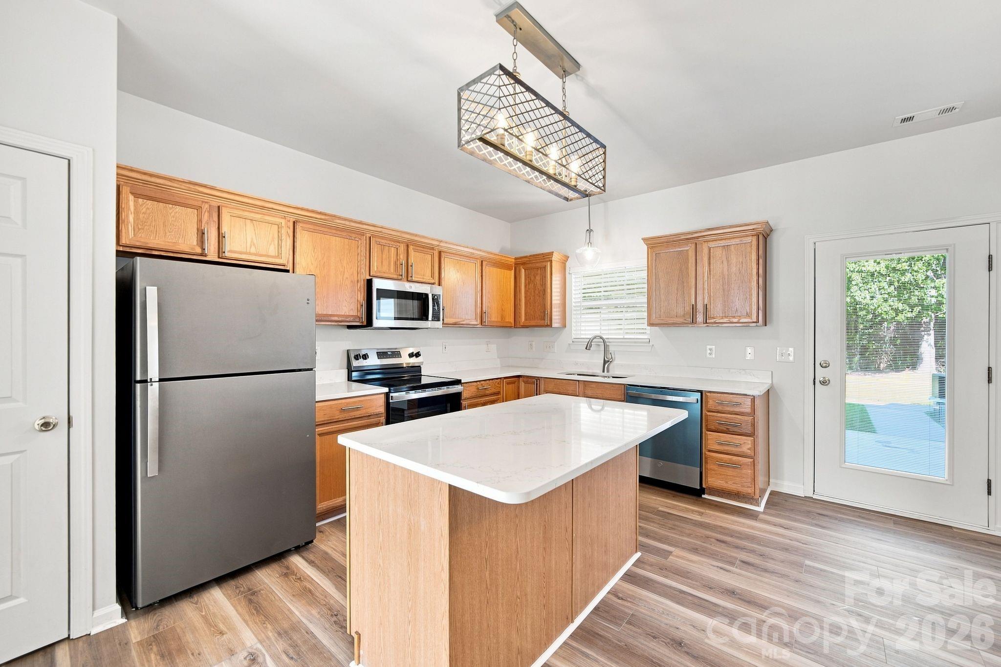 1708 Chamberside Drive Property Photo 6