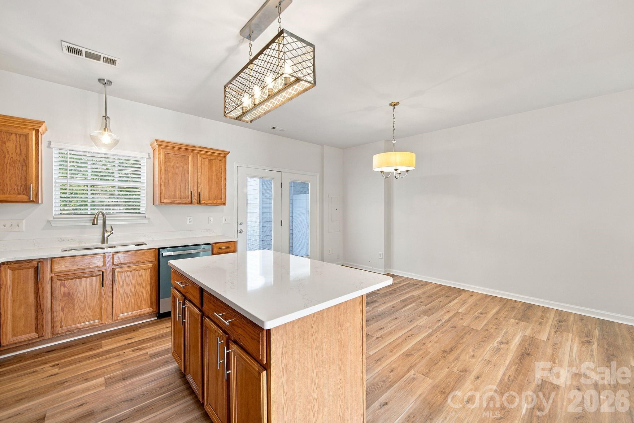 1708 Chamberside Drive Property Photo 7