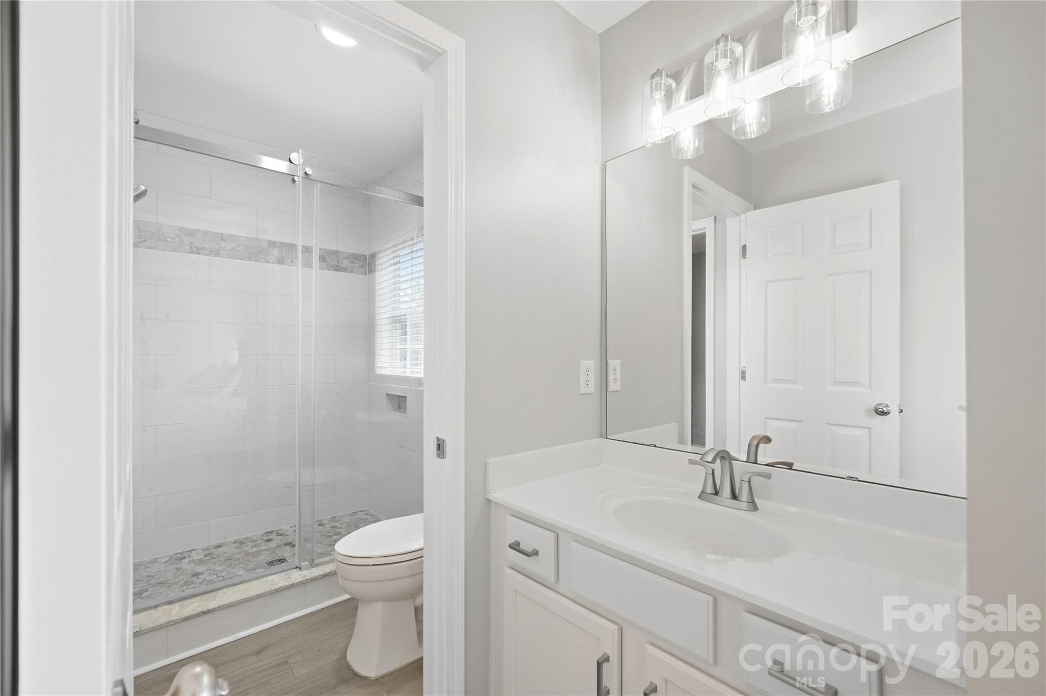 2718 Mill Valley Court Property Photo 23