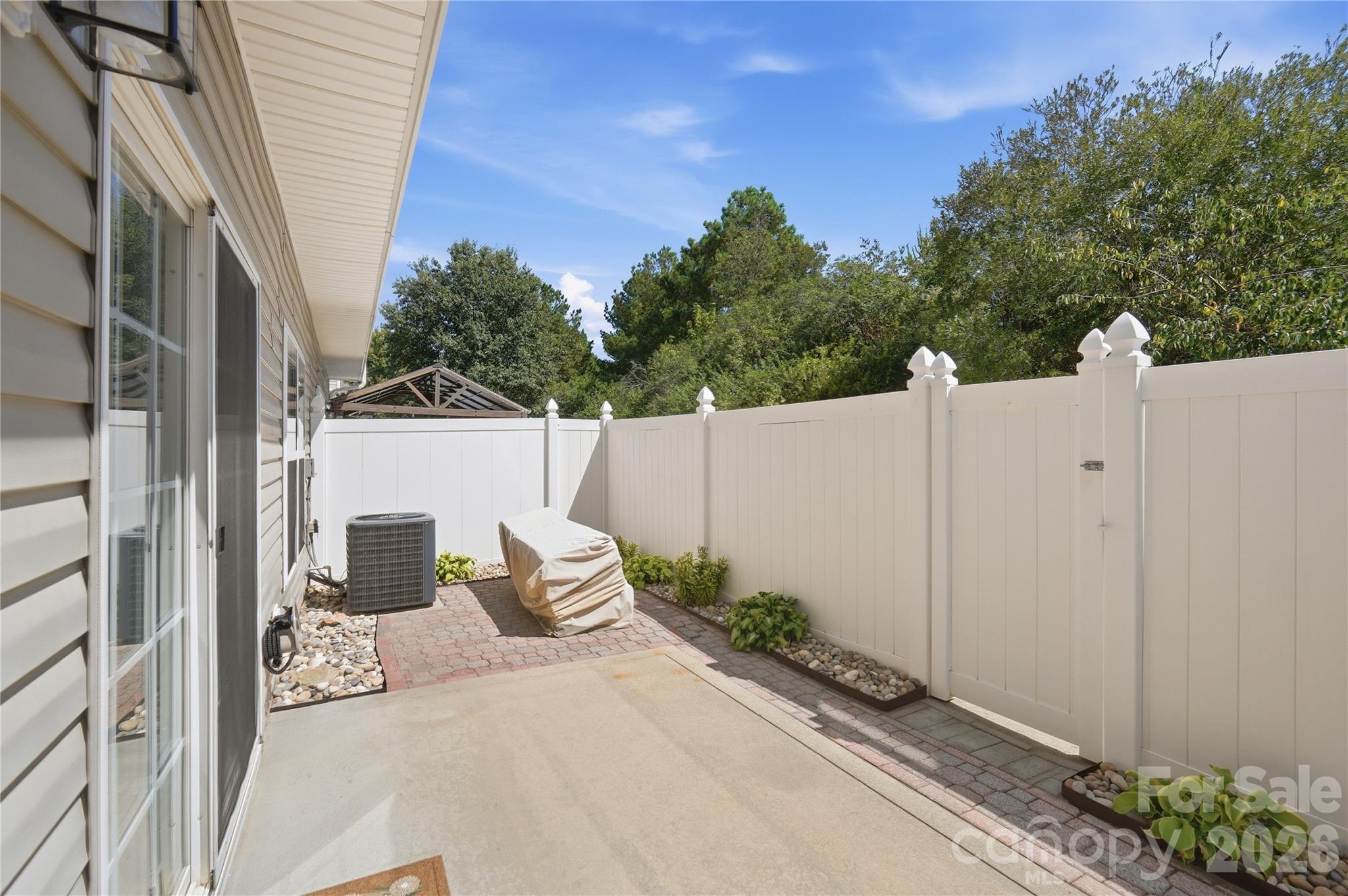 2718 Mill Valley Court Property Photo 30