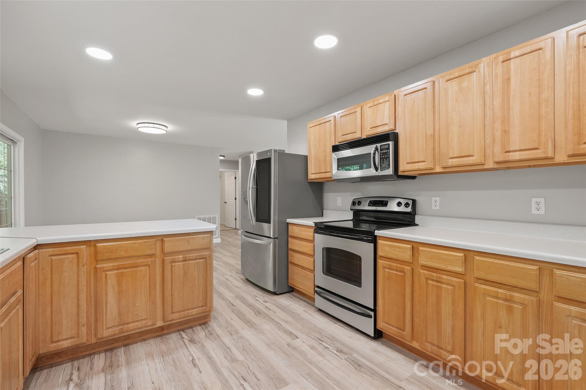 111 Natures Trail Property Photo 10