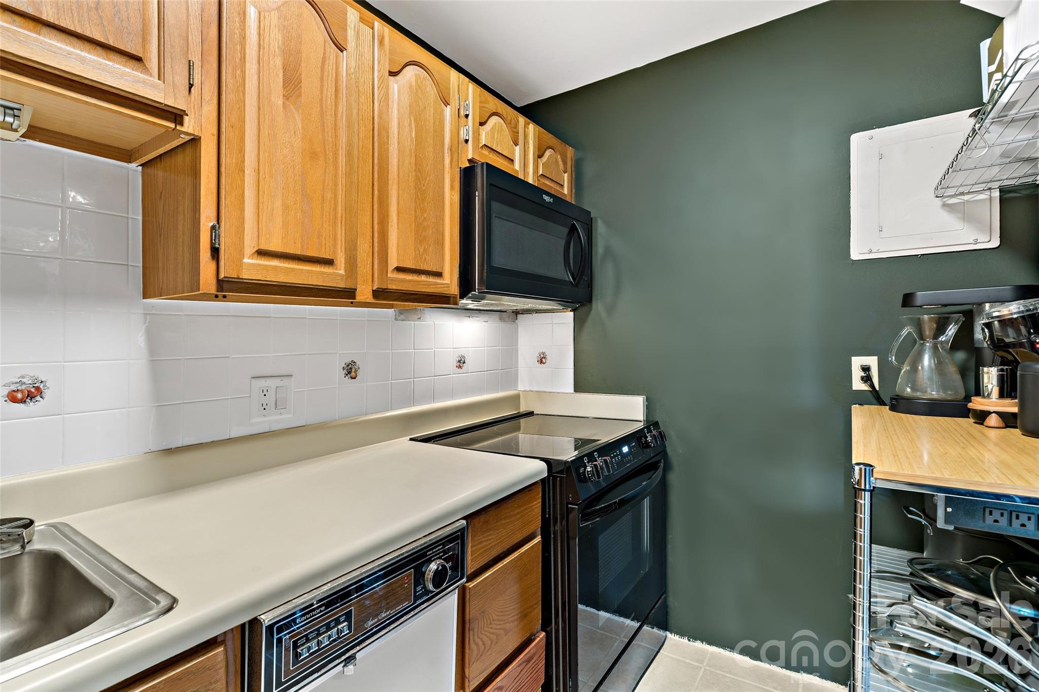647 Town Mountain Road 407 Property Photo 15
