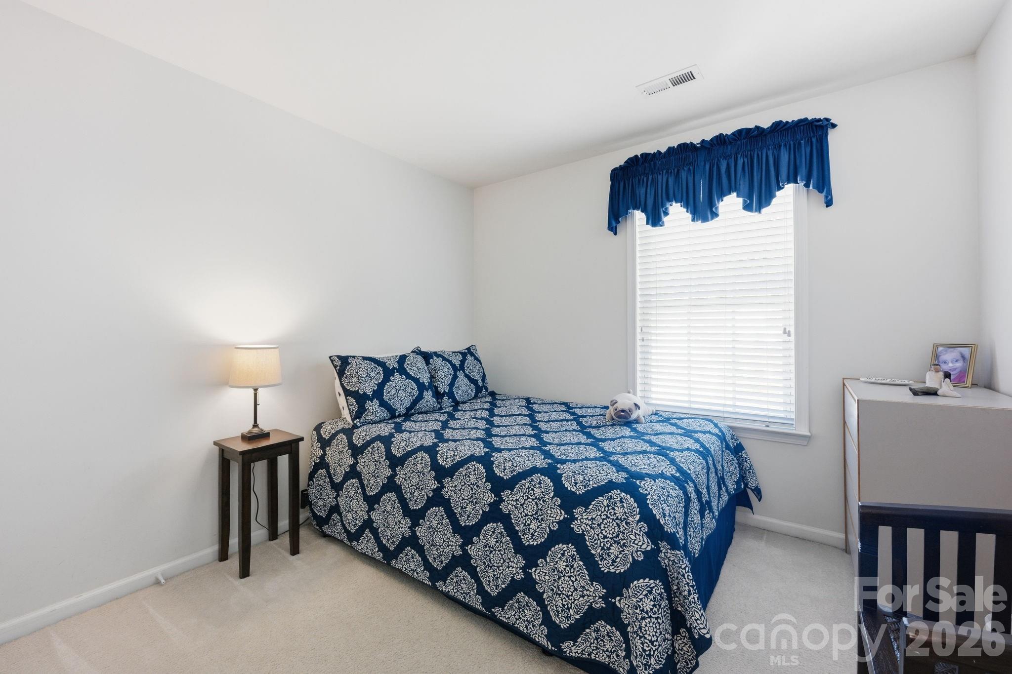 10018 Glencrest Drive Property Photo 17