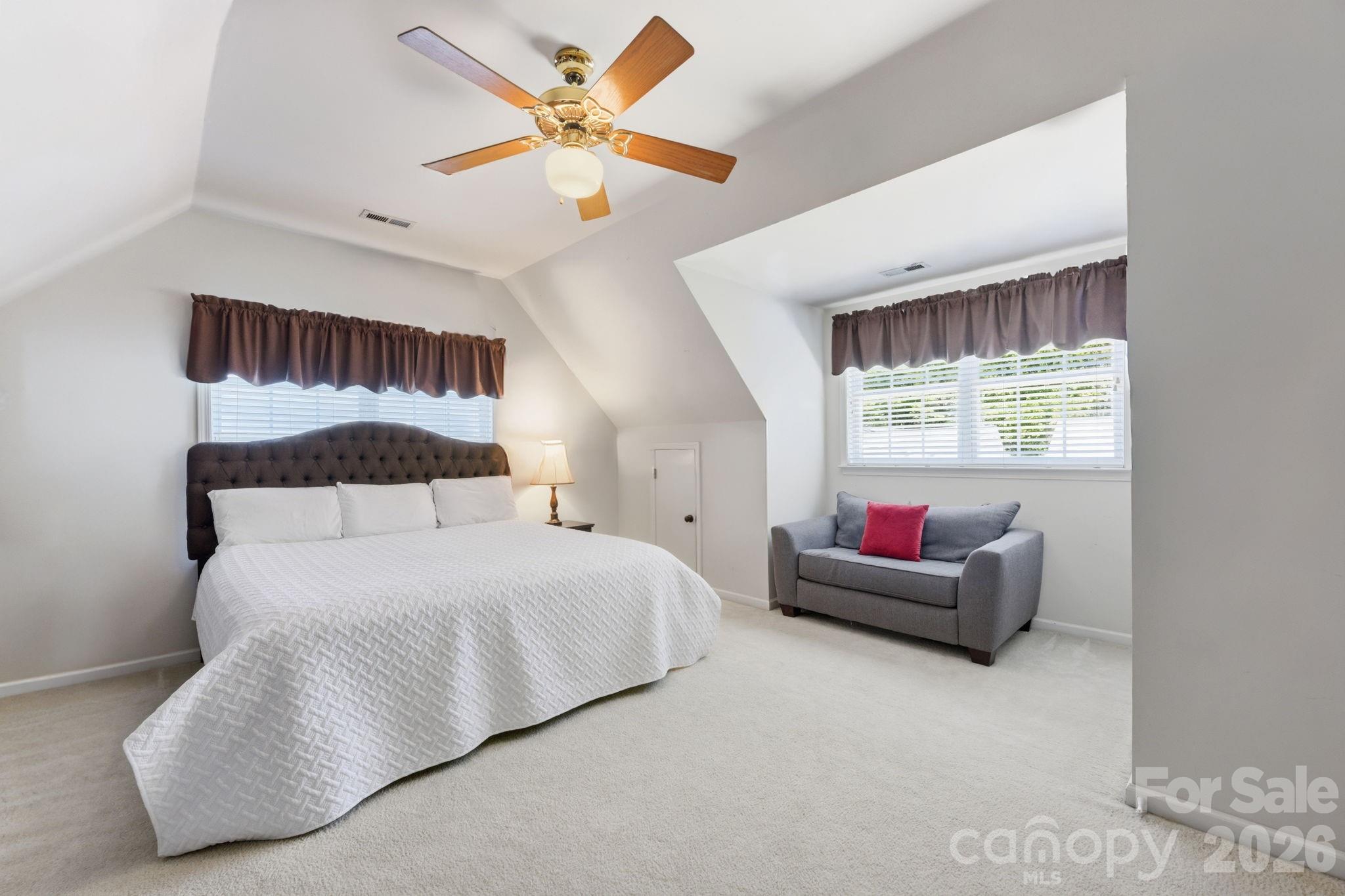 10018 Glencrest Drive Property Photo 22