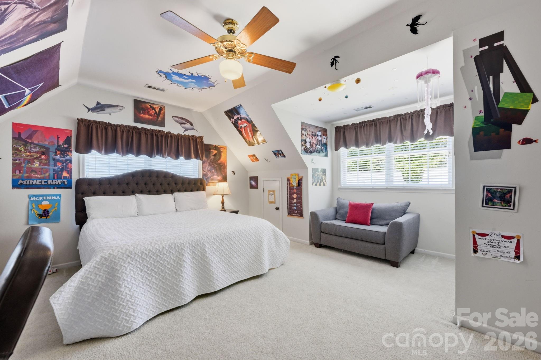 10018 Glencrest Drive Property Photo 23