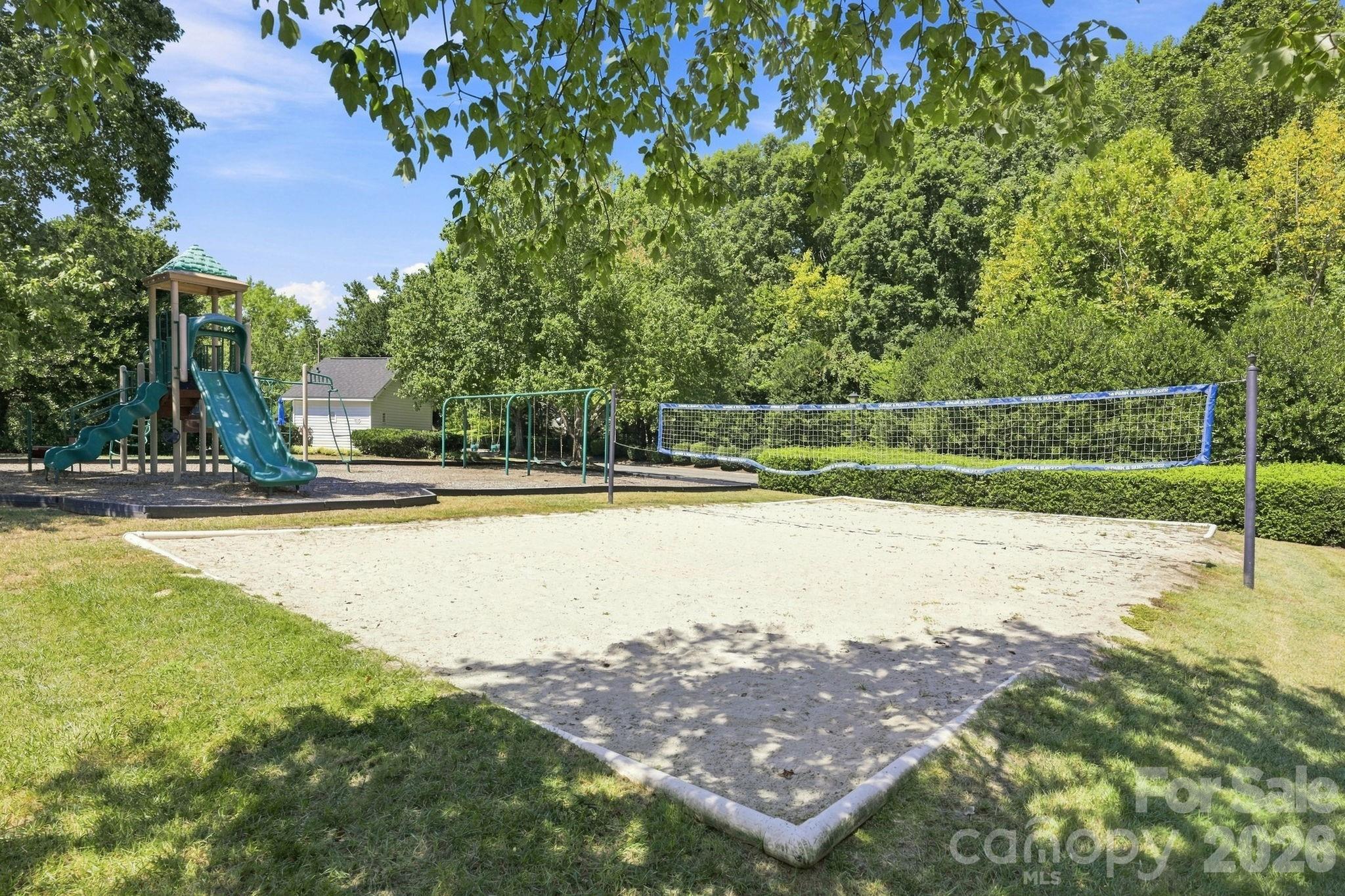 10018 Glencrest Drive Property Photo 32