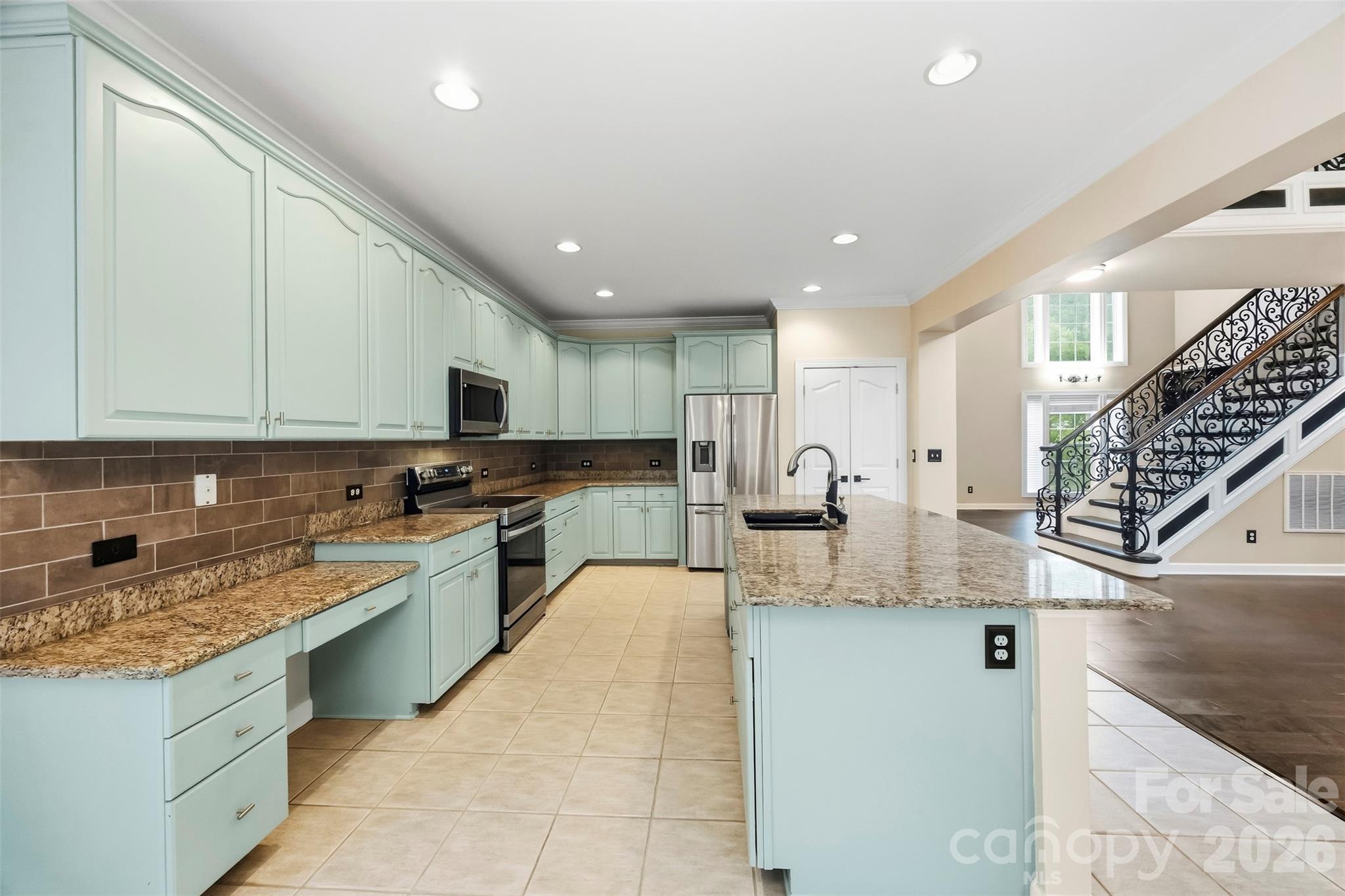 6326 Stephens Grove Lane Property Photo 9