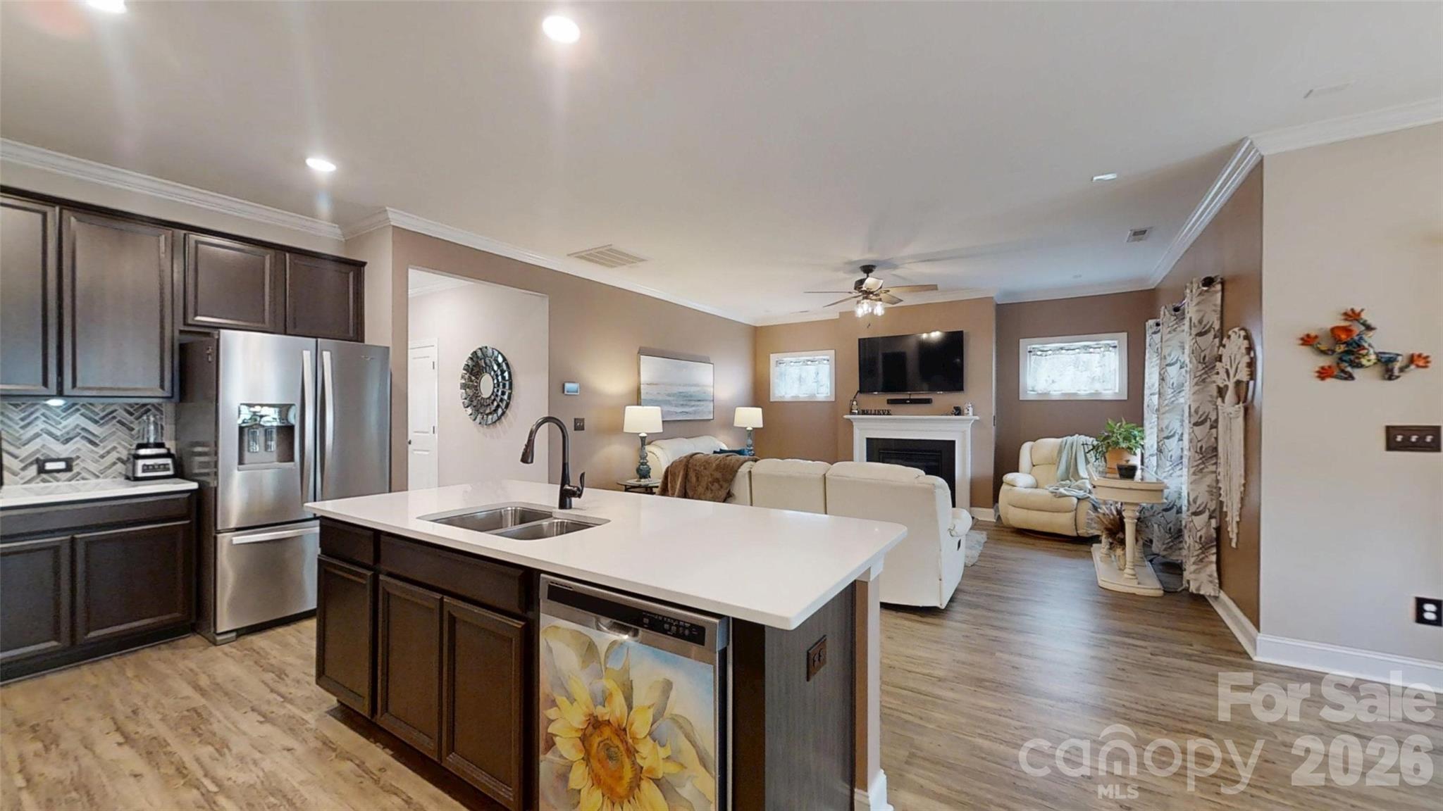1818 Lotus Lane Property Photo 12