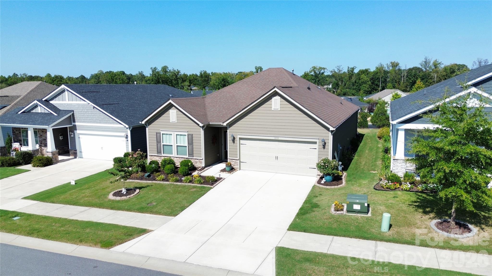 1818 Lotus Lane Property Photo 37
