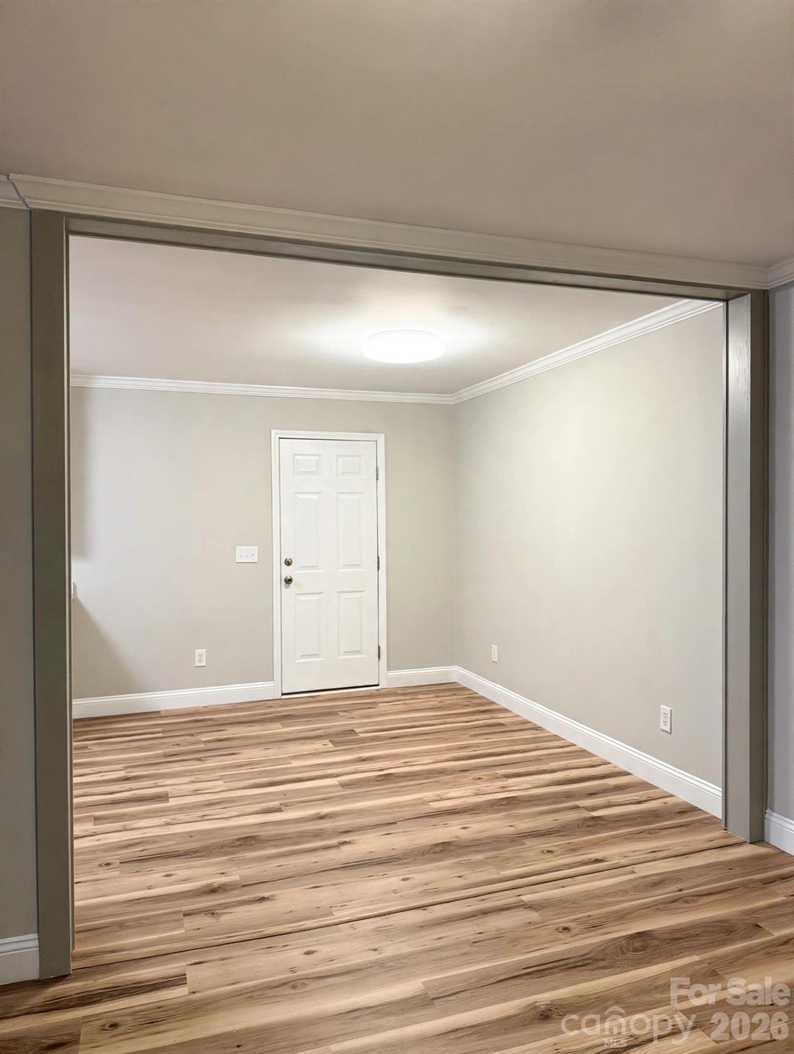 606 Creekridge Drive Property Photo 4