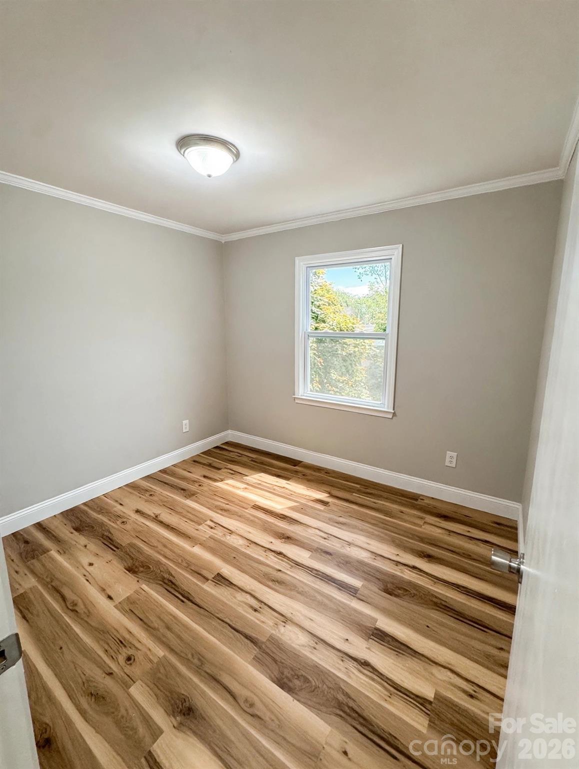 606 Creekridge Drive Property Photo 14
