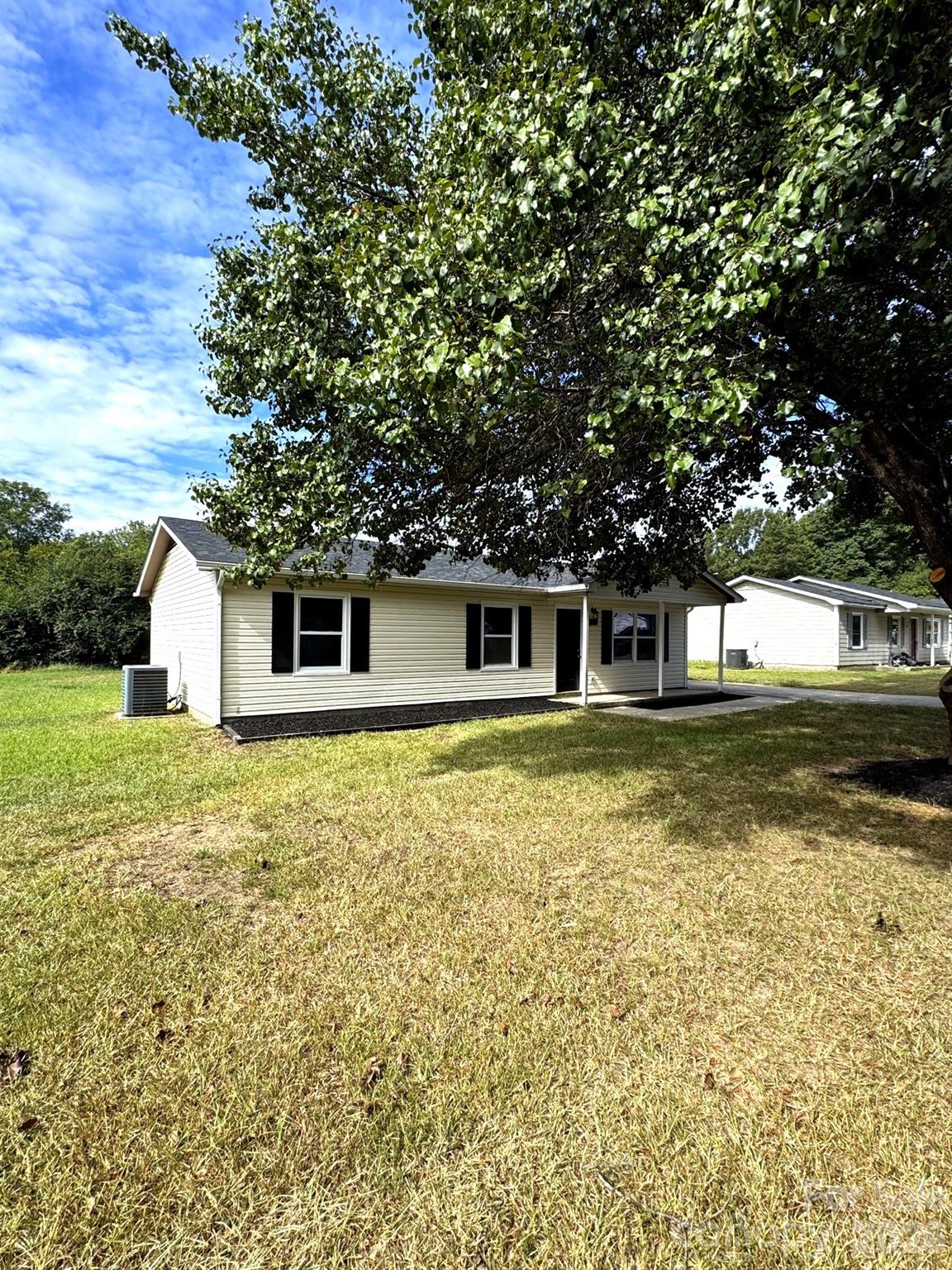 606 Creekridge Drive Property Photo 17