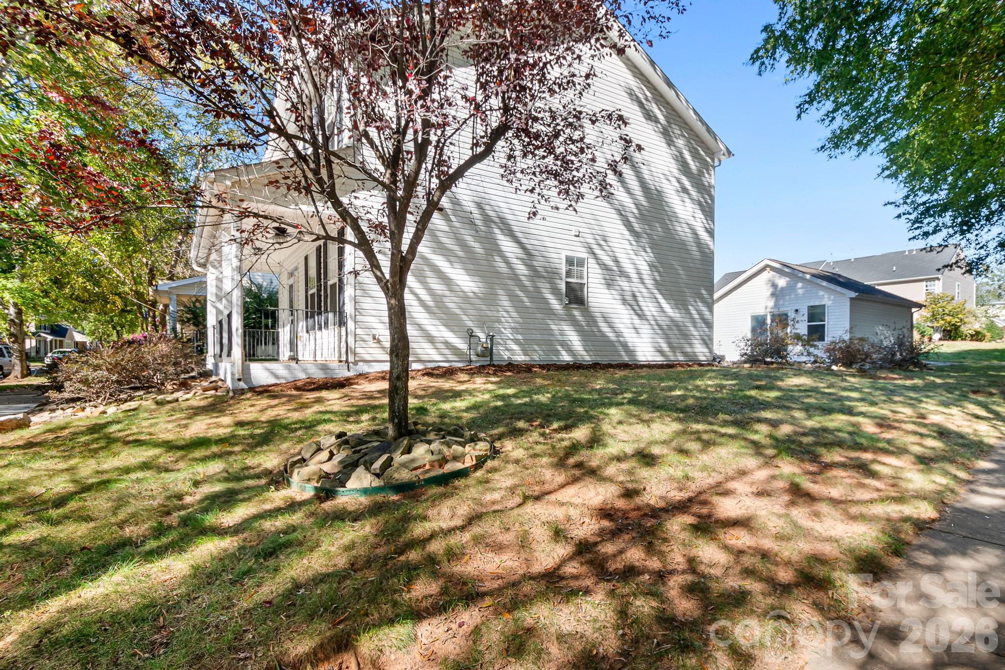 15404 Crossing Gate Drive Property Photo 4